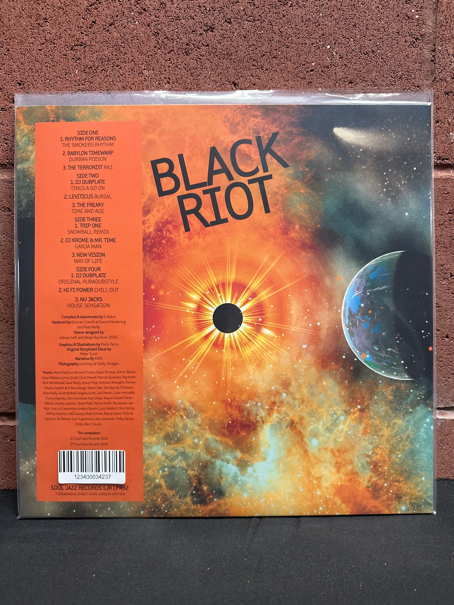 Used Vinyl:  Various ”Black Riot (Early Jungle, Rave And Hardcore)” 2xLP