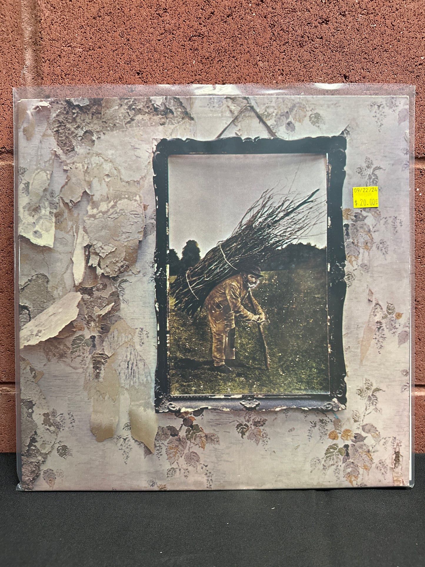 Used Vinyl:  Led Zeppelin ”Untitled (ZOSO)” LP