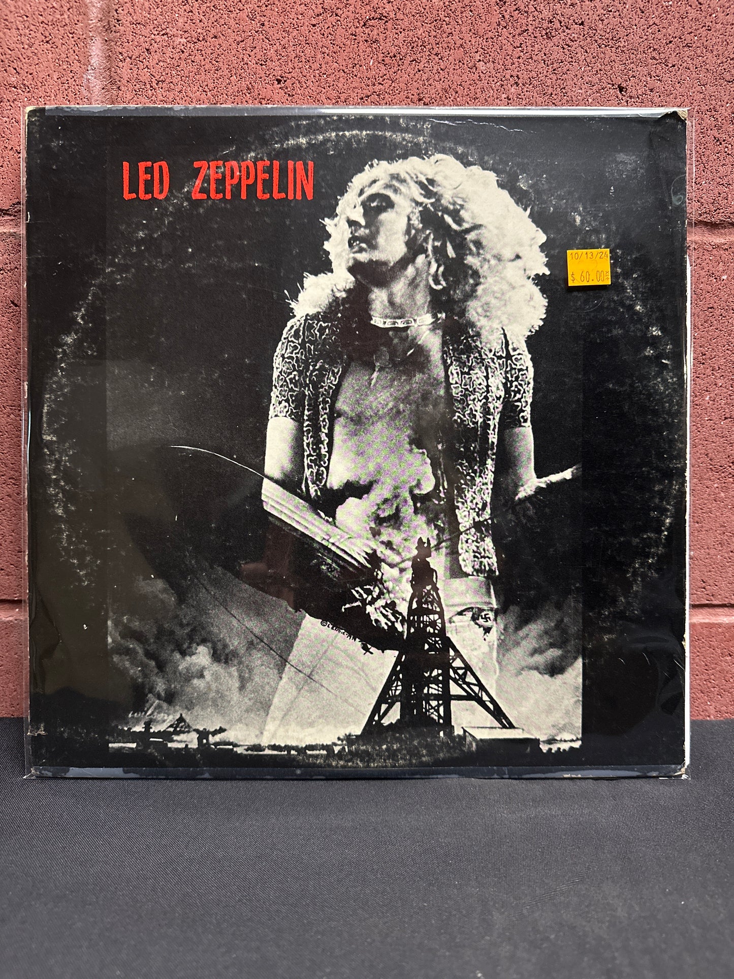 Used Vinyl: Led Zeppelin "Live At Knebworth August 4, 1979 Part 2" 2xLP (Unoff)