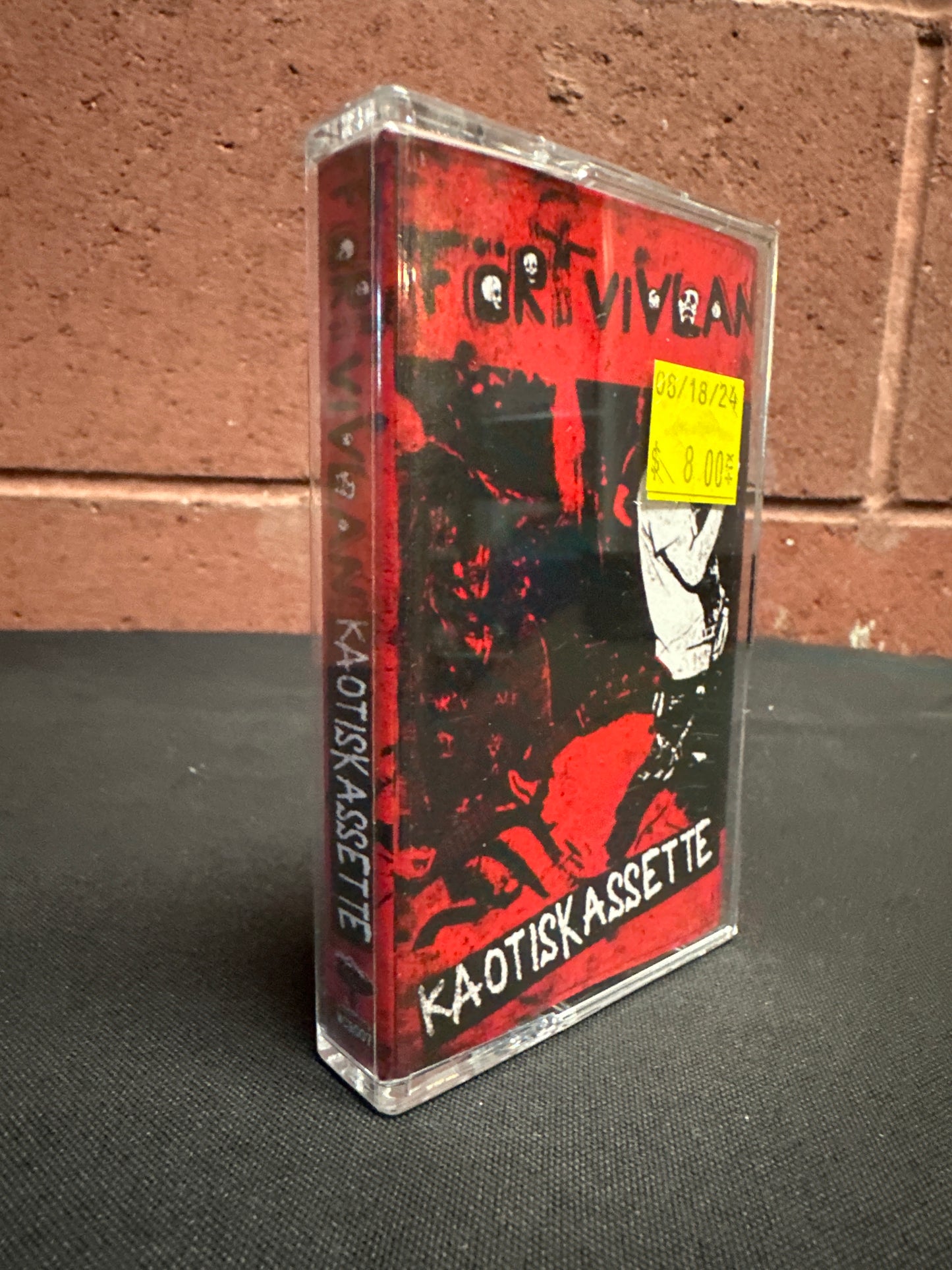 Used Cassette: Fortvivlan "Kaostiskassette" Tape