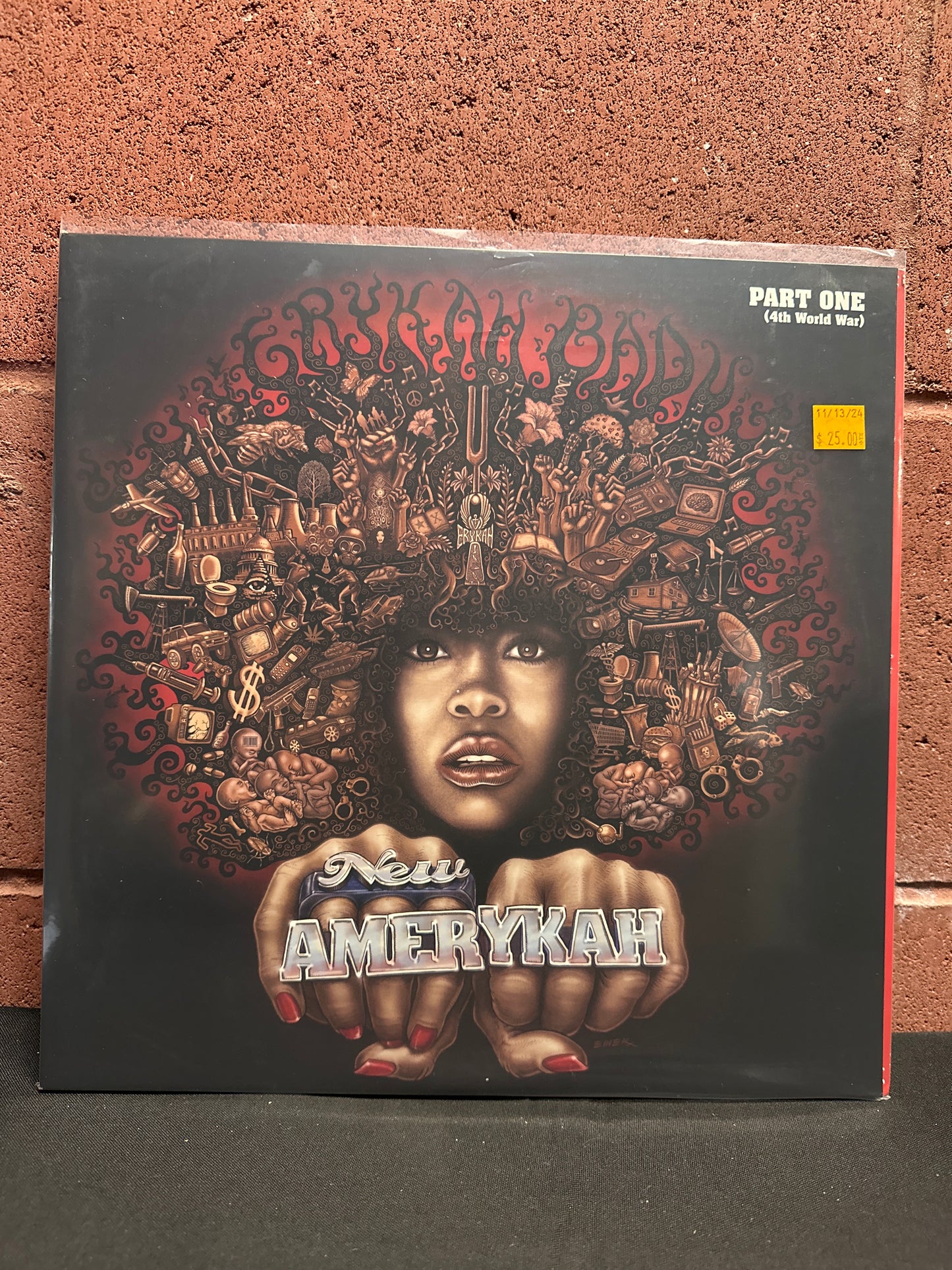 Used Vinyl:  Erykah Badu ”New Amerykah: Part One (4th World War)” 2xLP