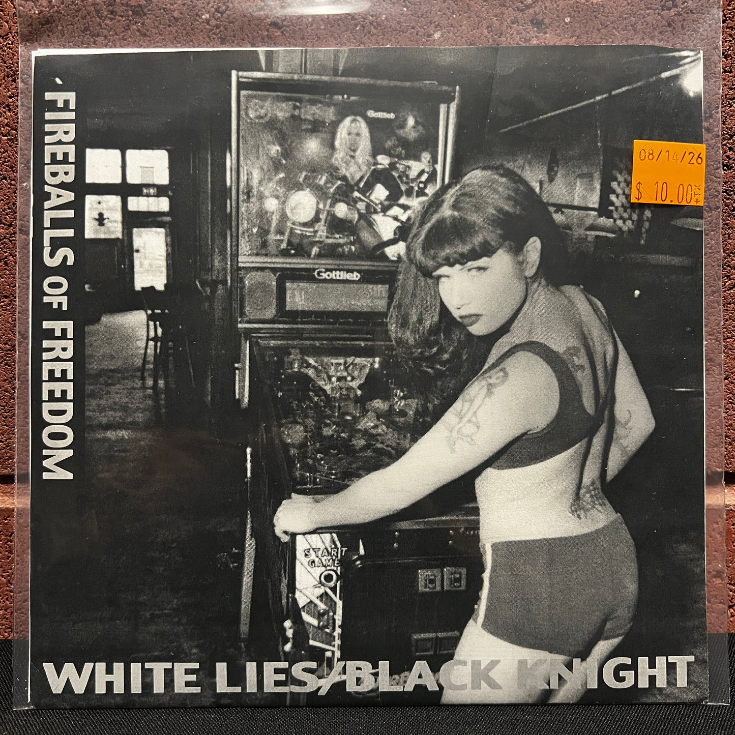 Used Vinyl: Fireballs Of Freedom / The Bellrays ‎"White Lies/Black Knight / Pinball City" 7"