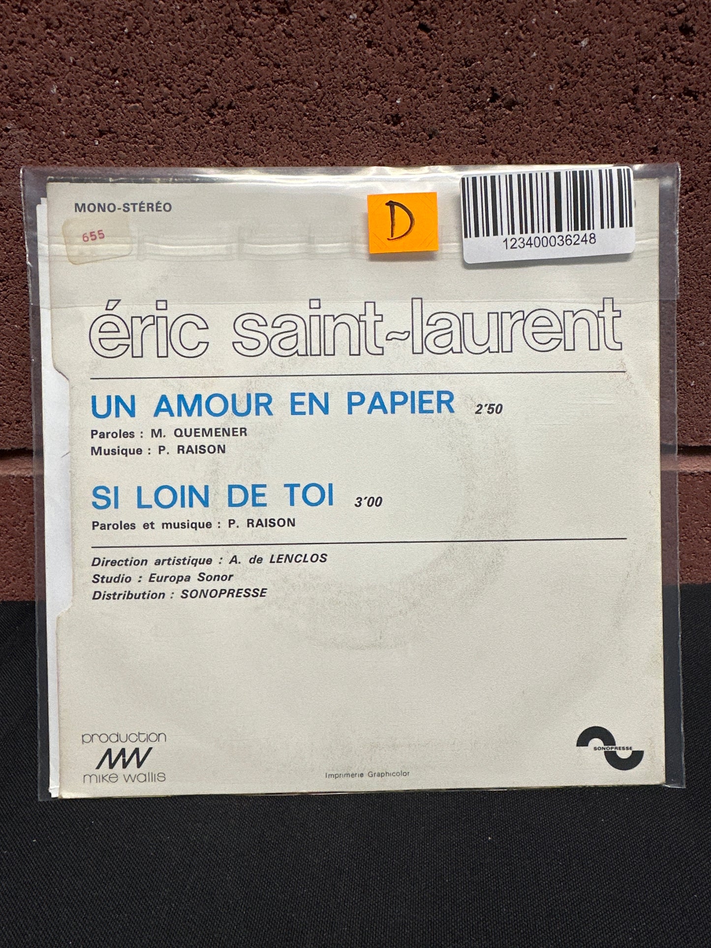 Used Vinyl:  Erick Saint-Laurent ”Un Amour En Papier” 7"