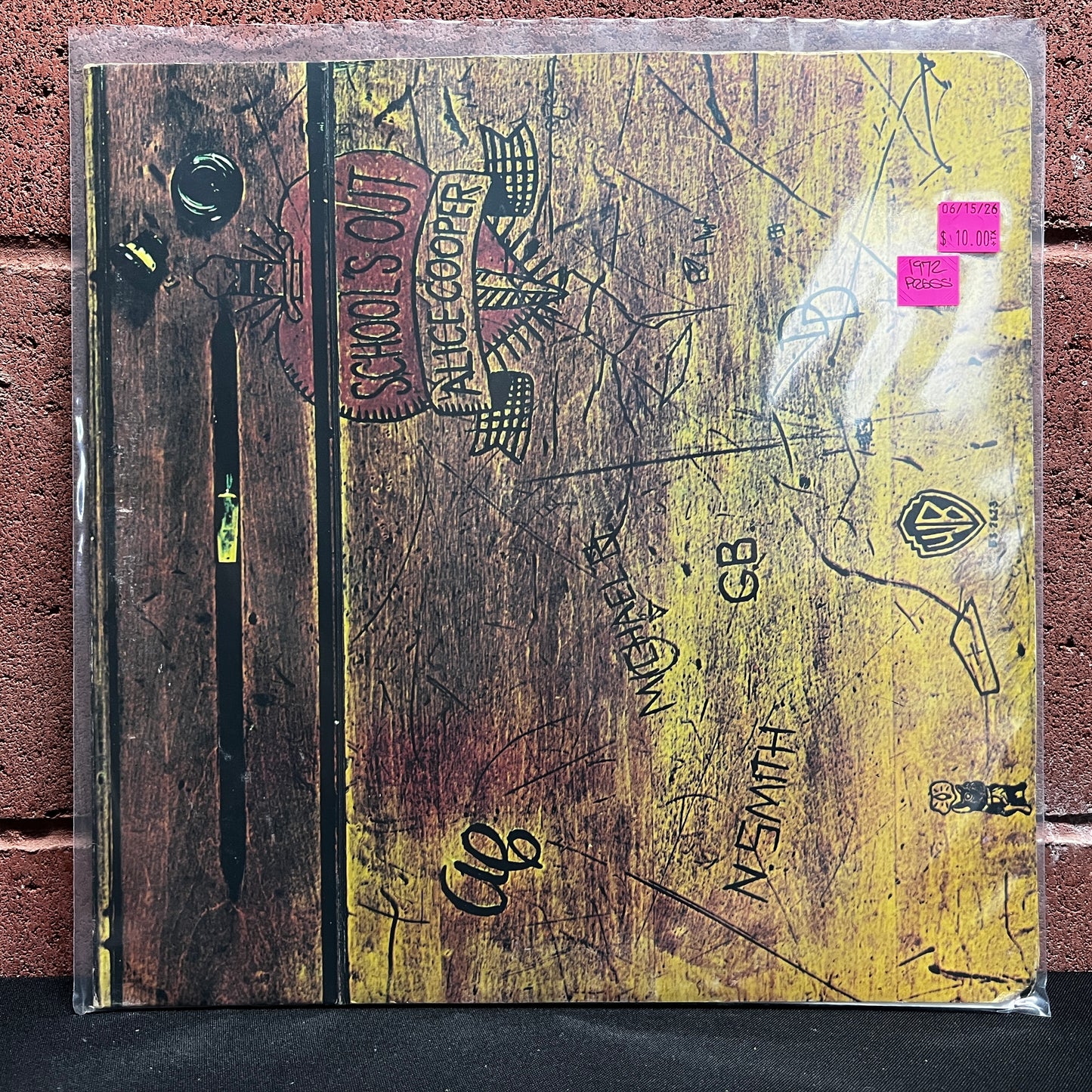 Used Vinyl: Alice Cooper "School's Out" LP (1972 Press)