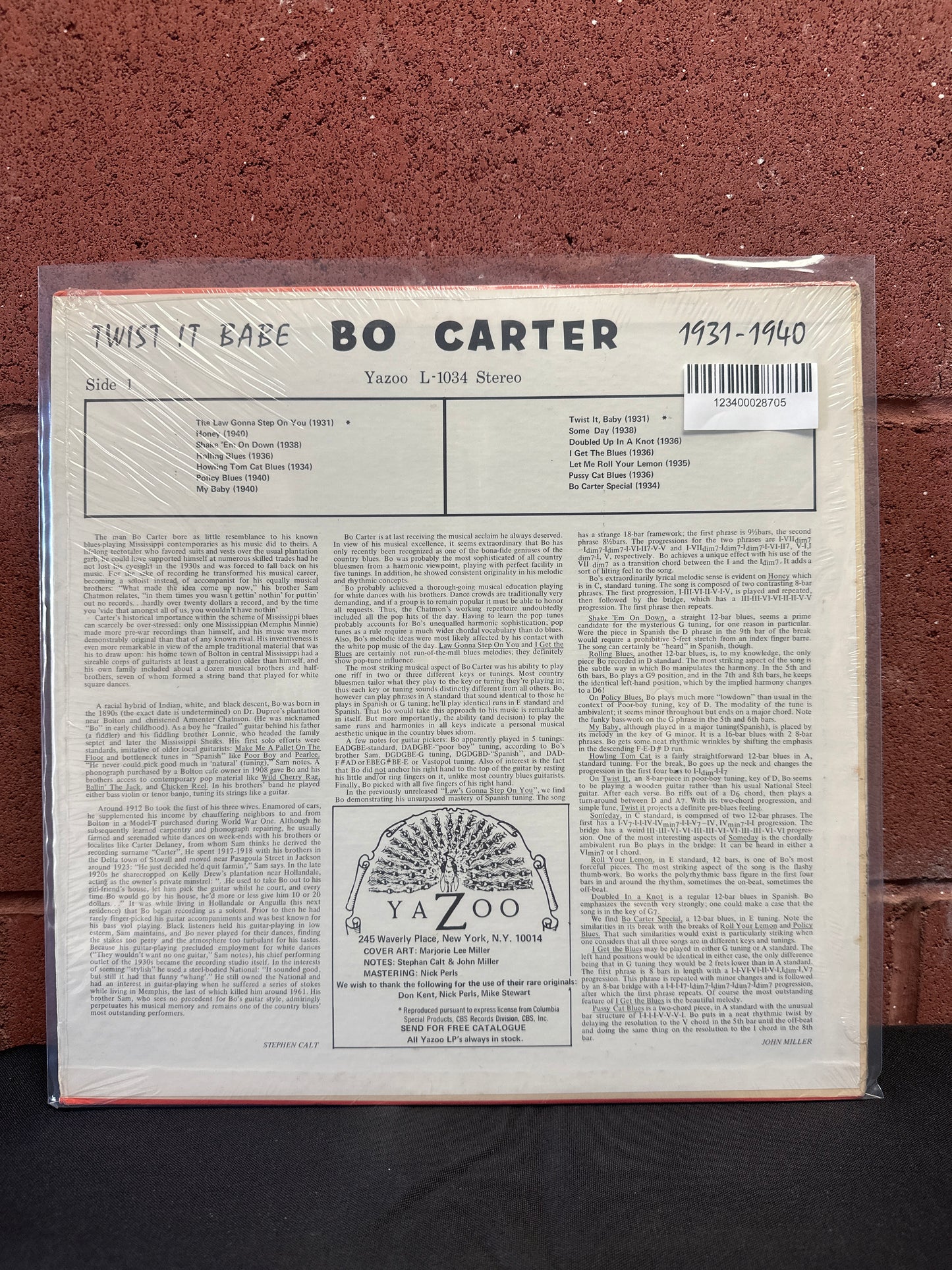 Used Vinyl:  Bo Carter ”Twist It Babe 1931-1940” LP