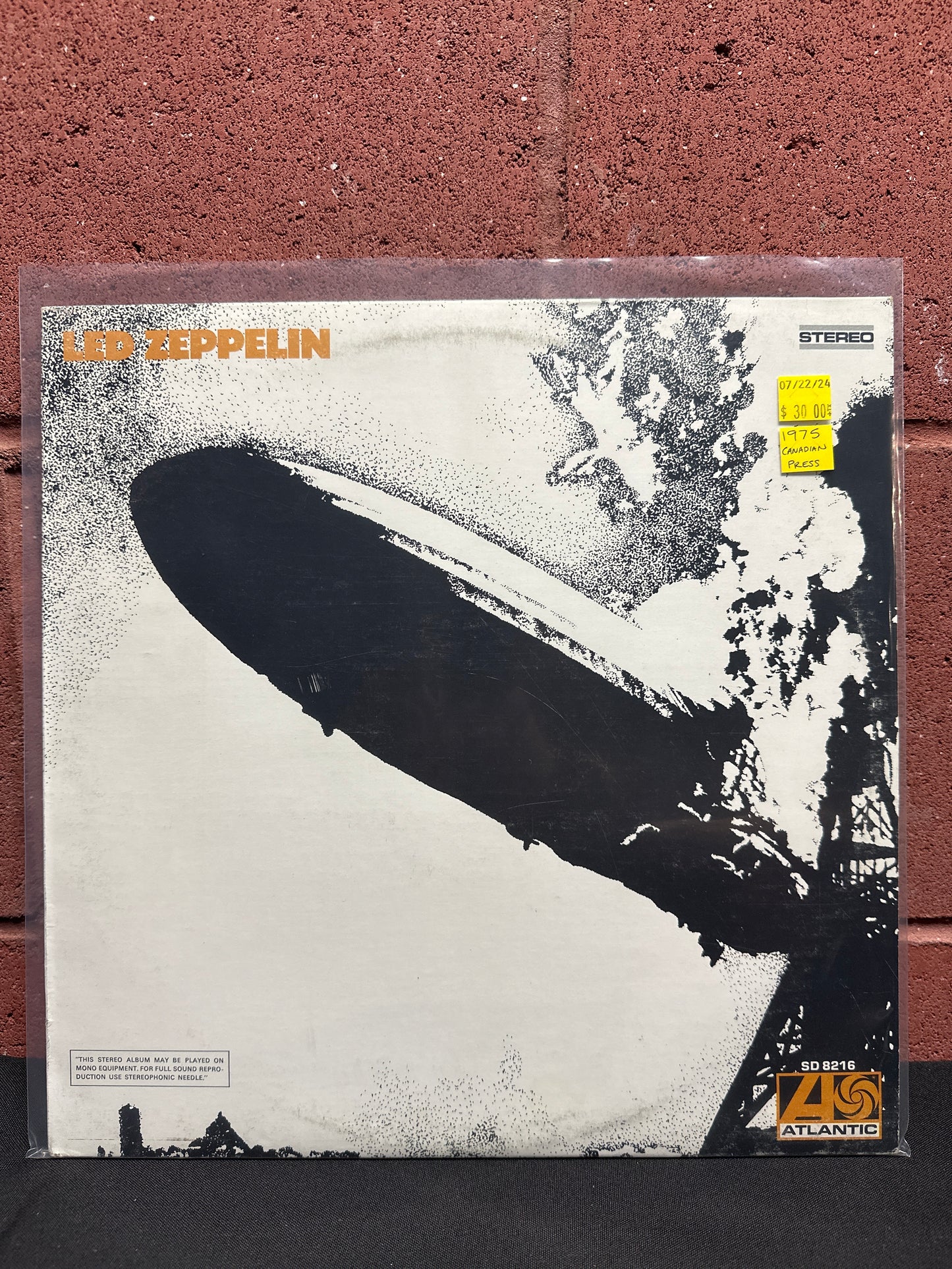 Used Vinyl:  Led Zeppelin ”Led Zeppelin” LP