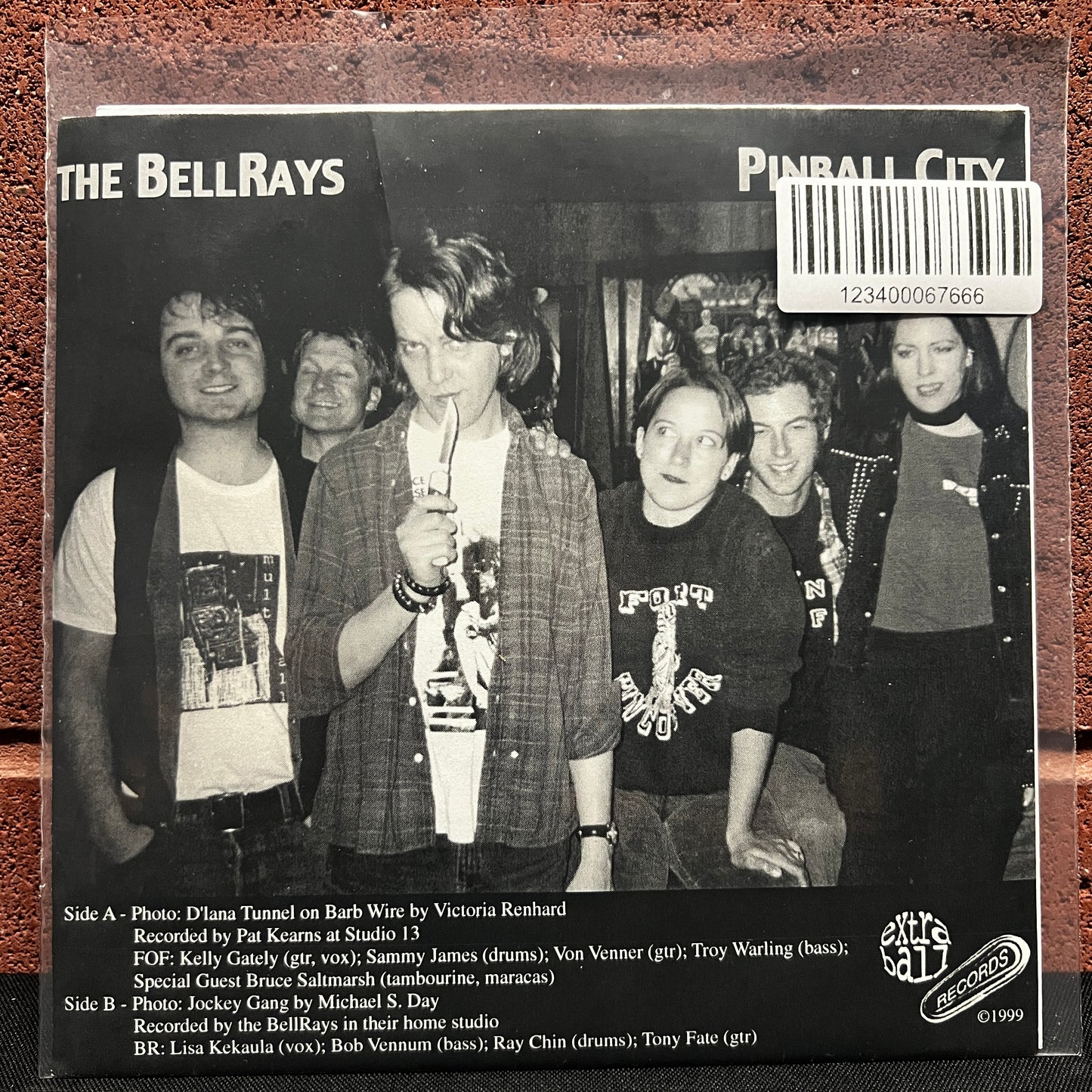 Used Vinyl: Fireballs Of Freedom / The Bellrays ‎"White Lies/Black Knight / Pinball City" 7"