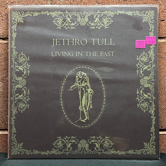 Used Vinyl: Jethro Tull ‎"Living In The Past" 2xLP (1972 German Press)