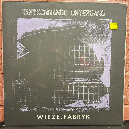 Used Vinyl:  Tanzkommando Untergang / Wieże Fabryk ”Tanzkommando Untergang / Kłęby Dymu” LP