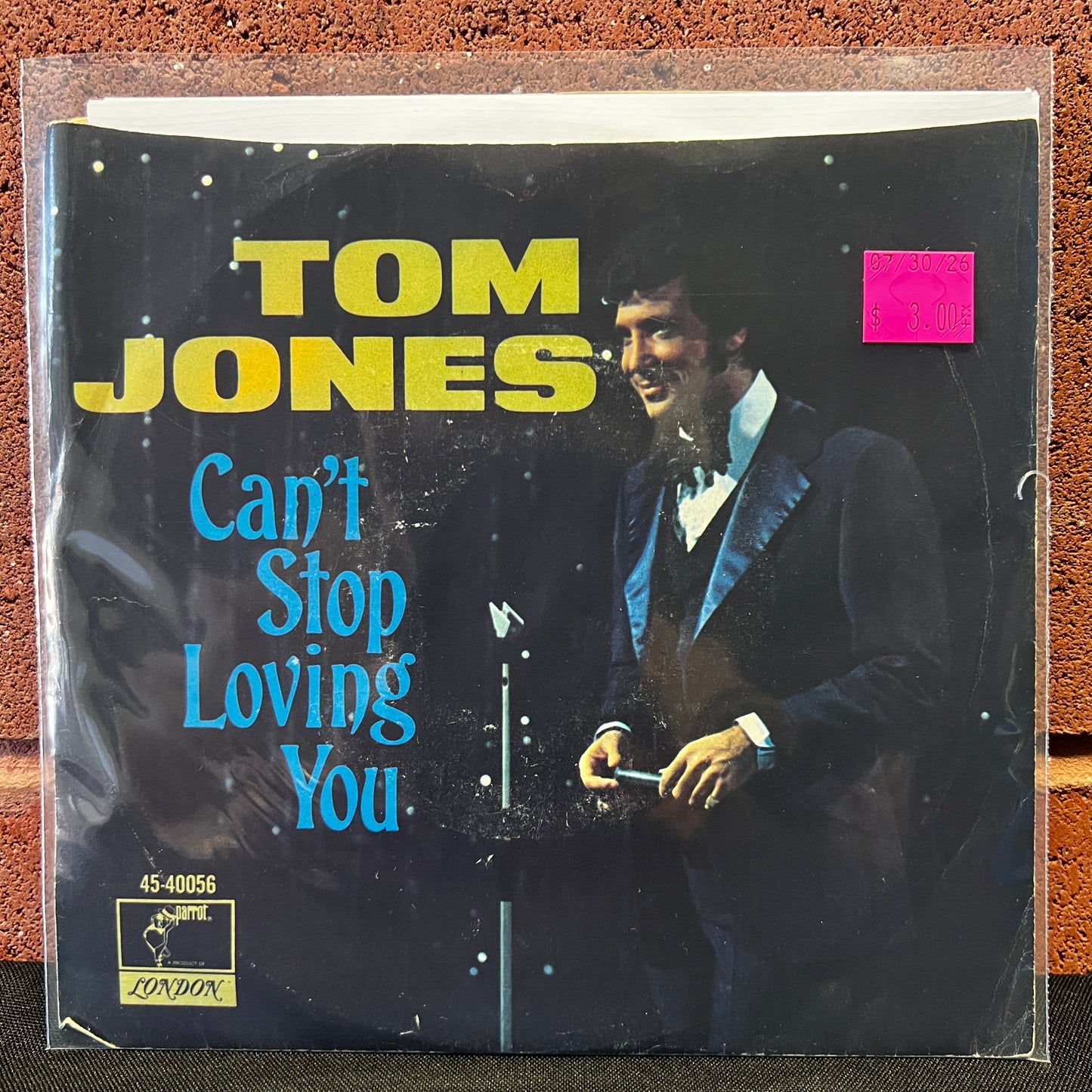 Used Vinyl: Tom Jones "Can't Stop Loving You" 7"
