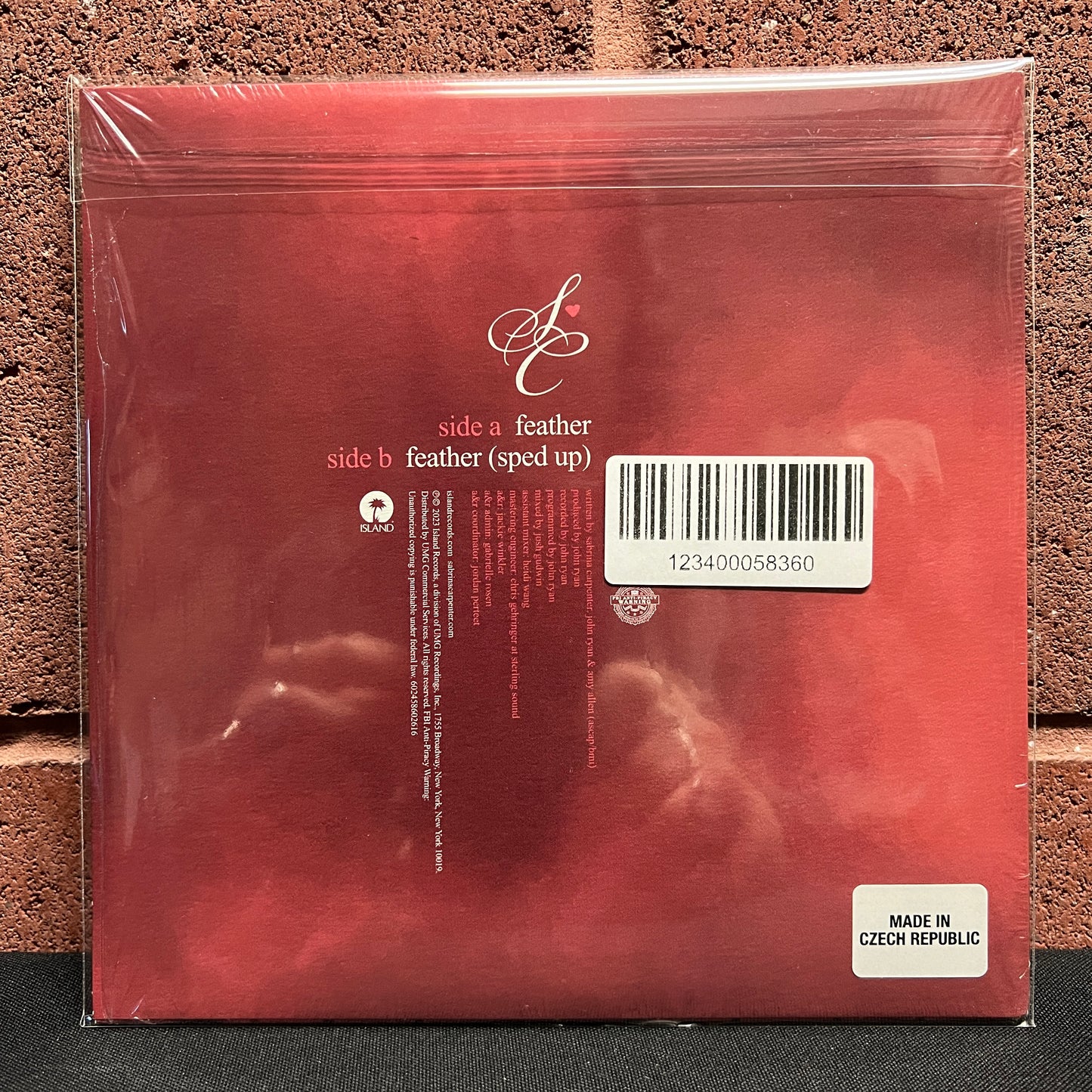 Used Vinyl: Sabrina Carpenter "Feather" 7" (Pink Glitter vinyl)