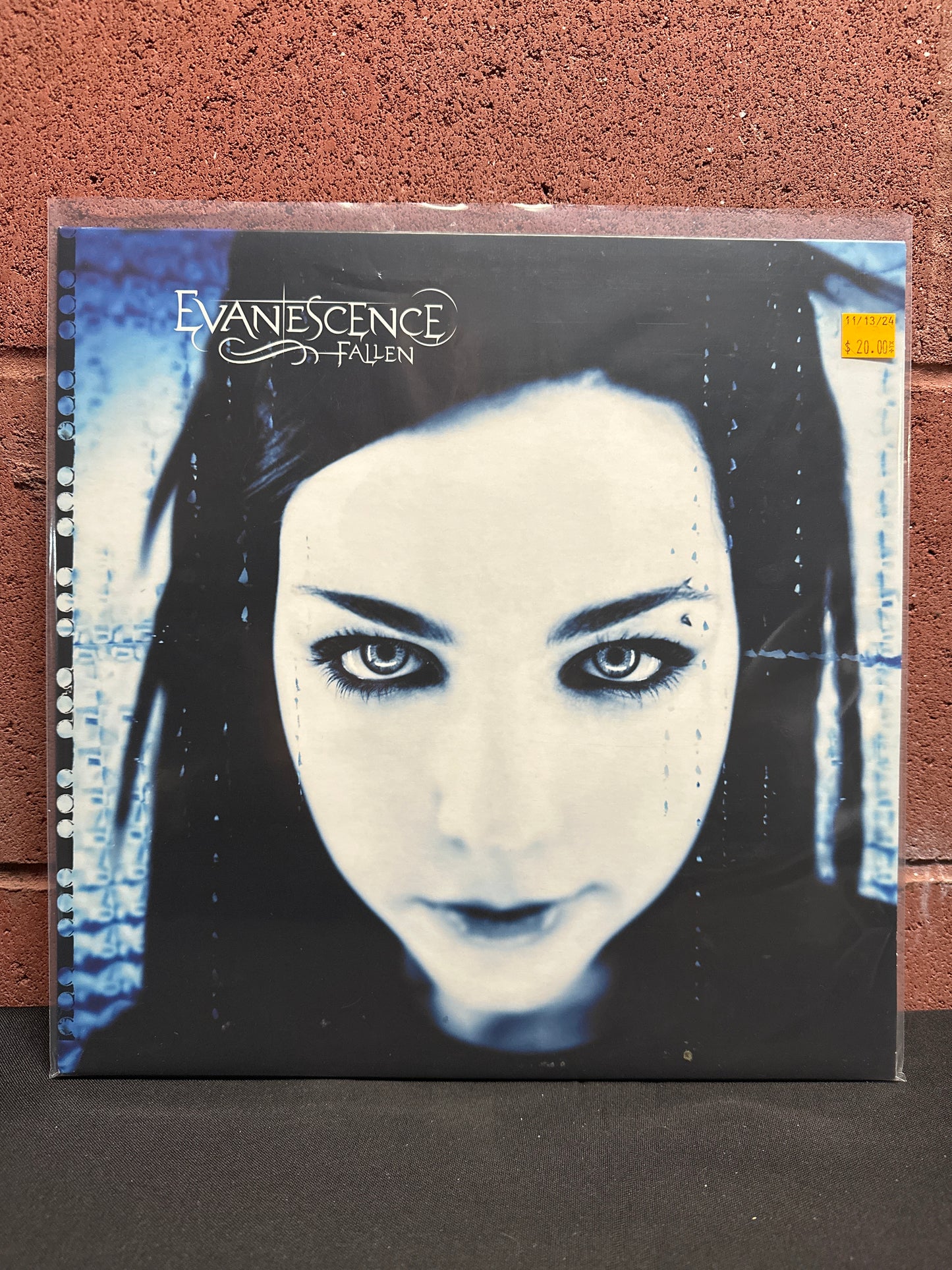 Used Vinyl:  Evanescence ”Fallen” LP (180 Gram)