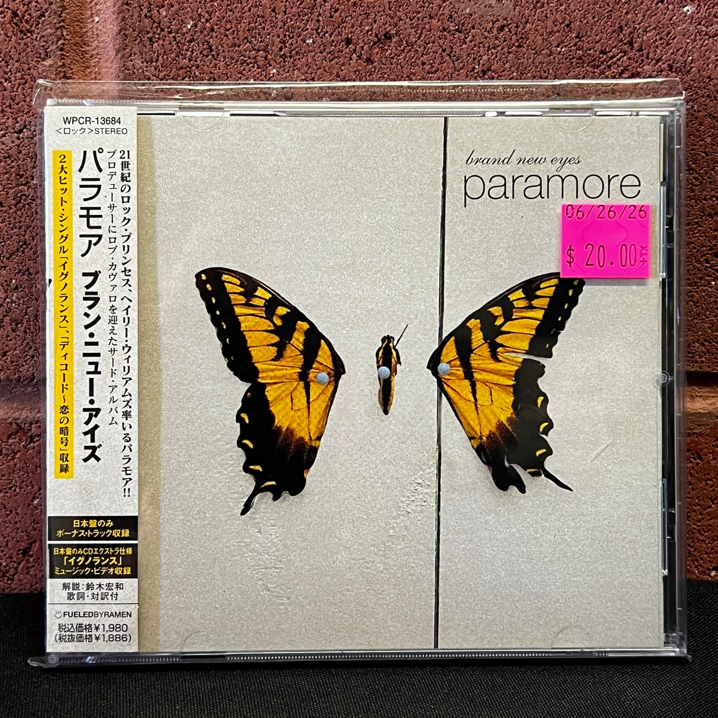 Used CD: Paramore "Brand New Eyes" CD (2009 Japanese Press w/ Bonus Tracks)