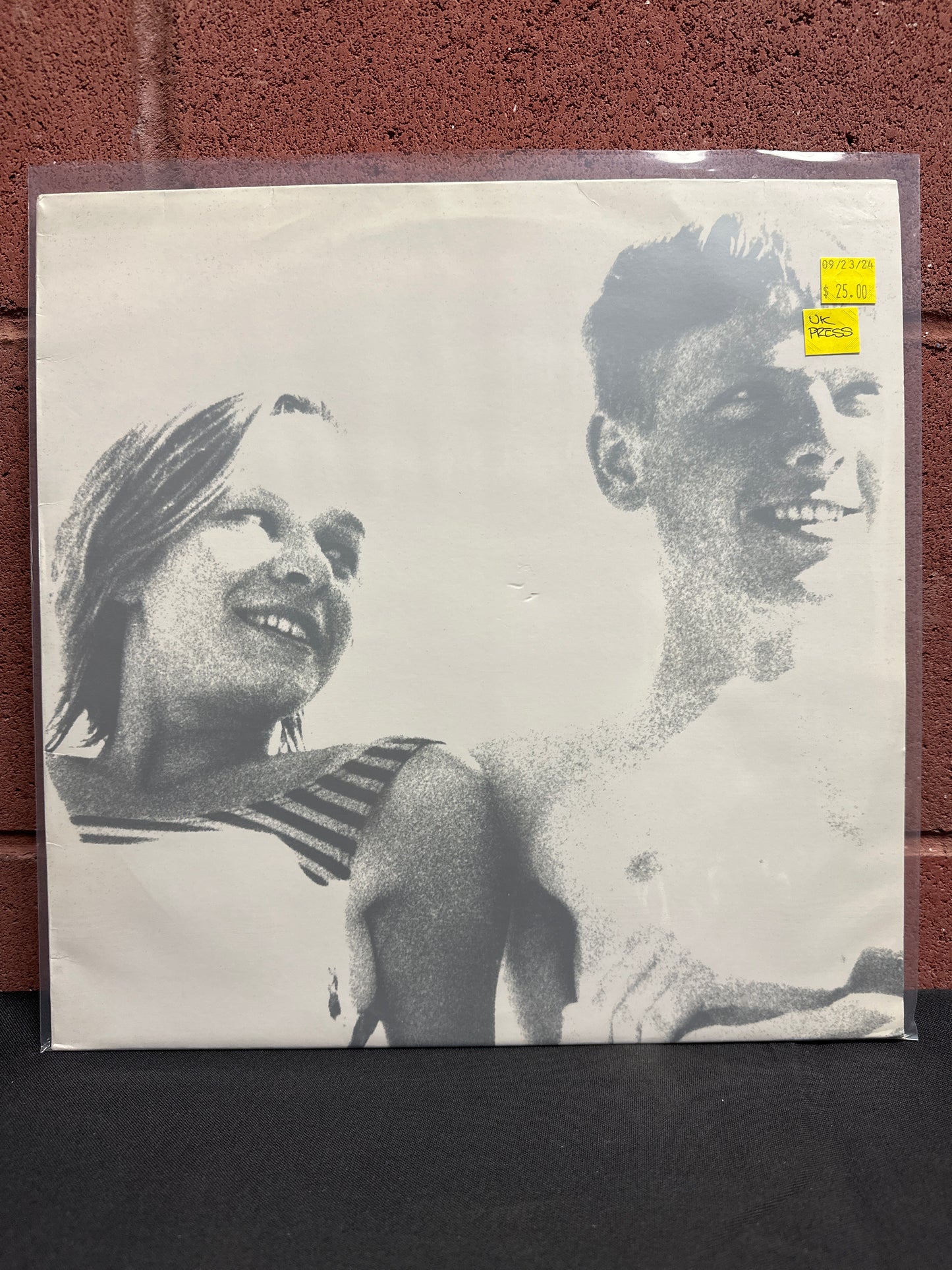 Used Vinyl:  Belle & Sebastian ”3.. 6.. 9 Seconds Of Light” 12"