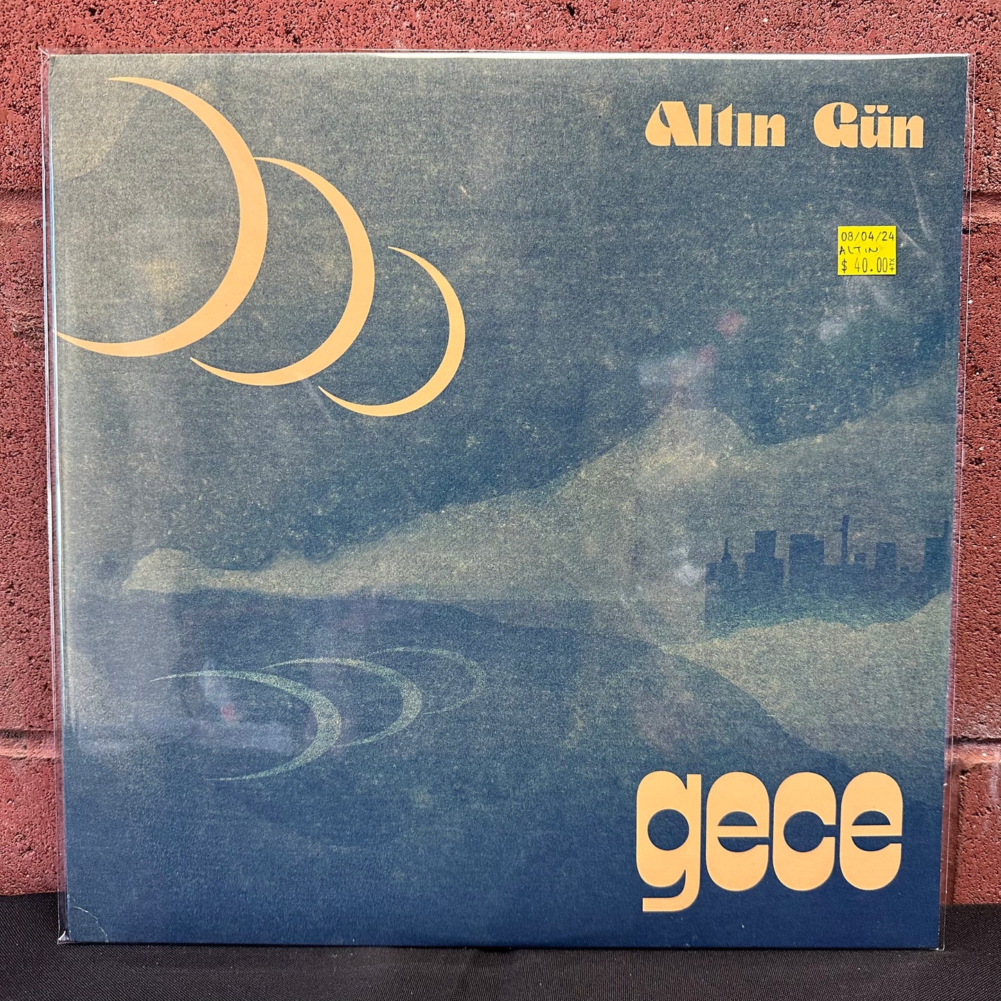 Used Vinyl:  Altin Gun ”Gece” LP (Cream vinyl)