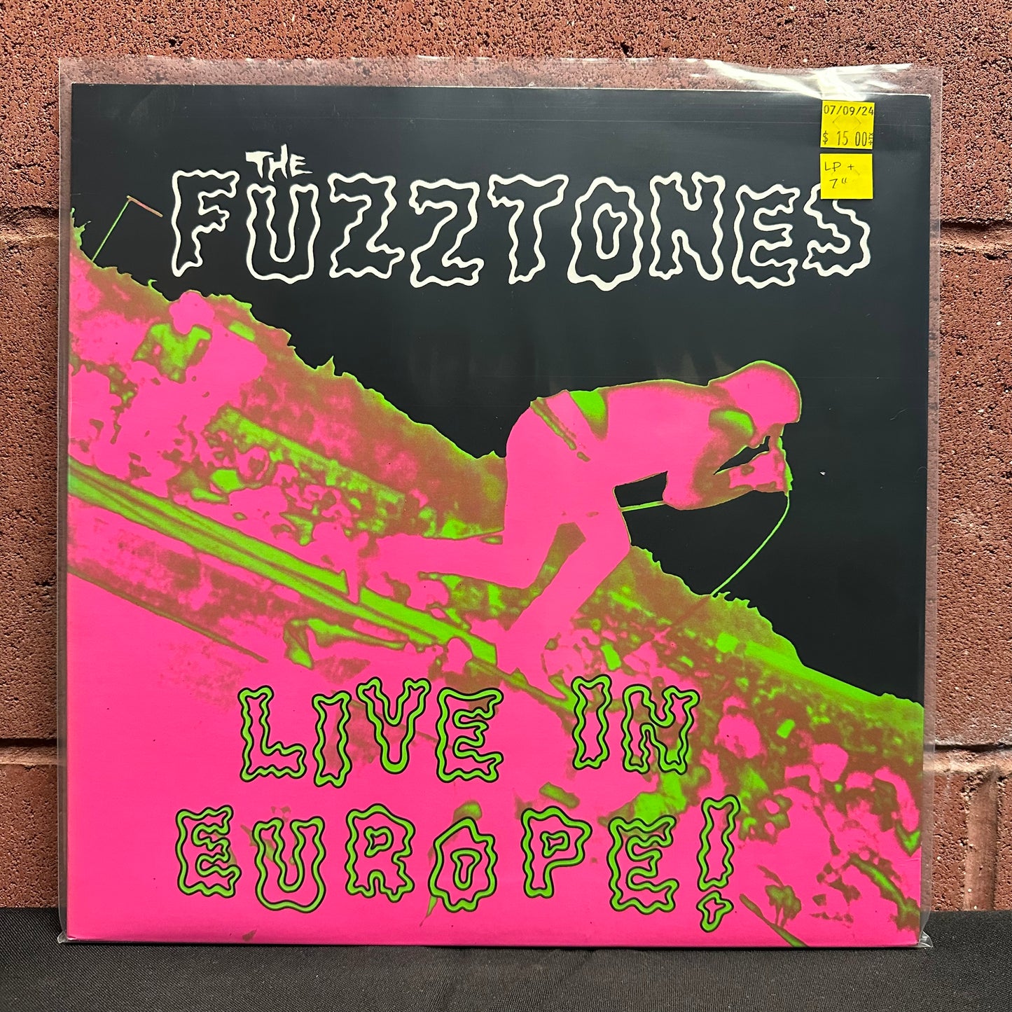 Used Vinyl:  The Fuzztones ”Live In Europe!” LP + 7"