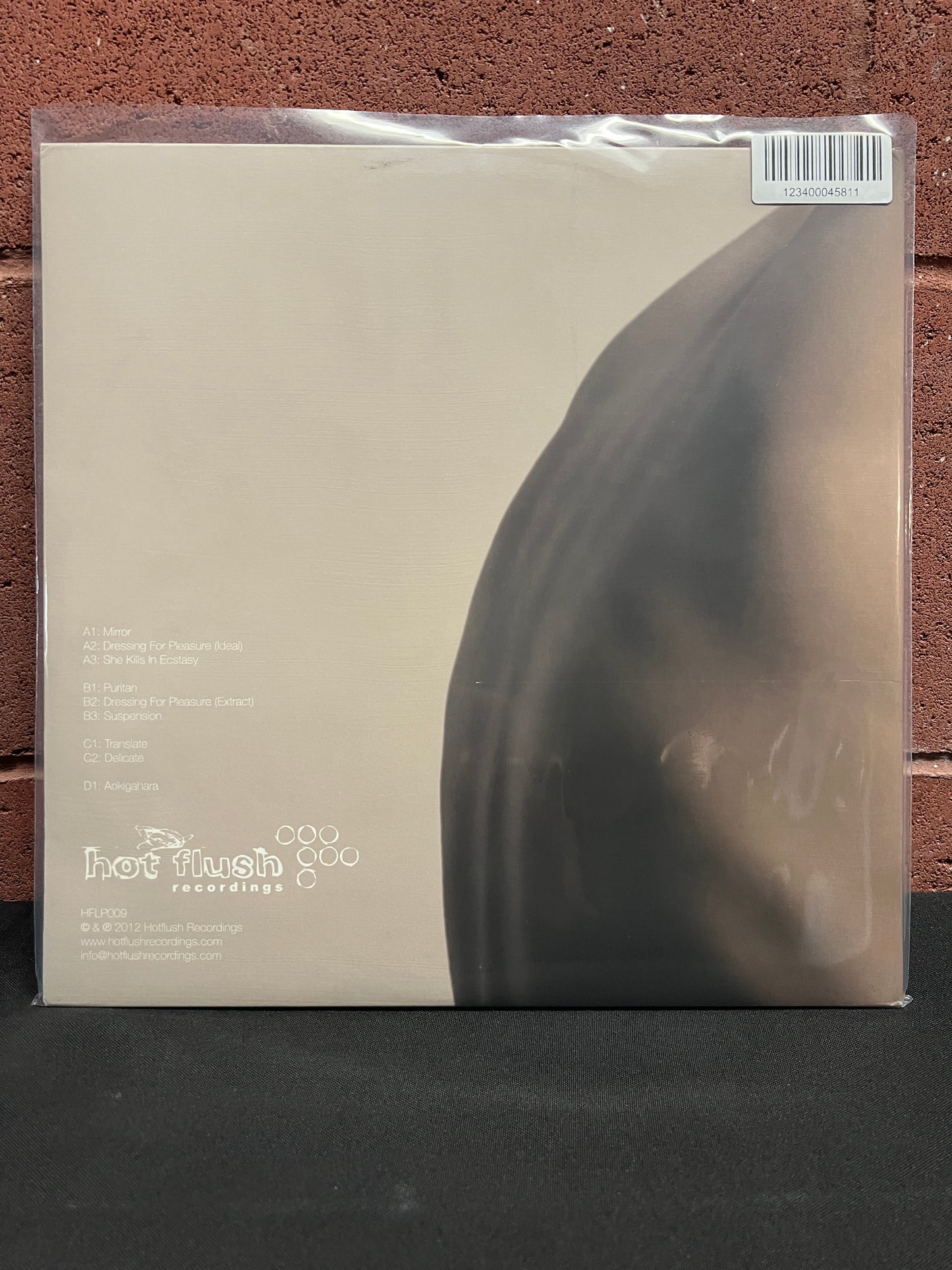 Used Vinyl: Sigha "Living With Ghosts" 2xLP