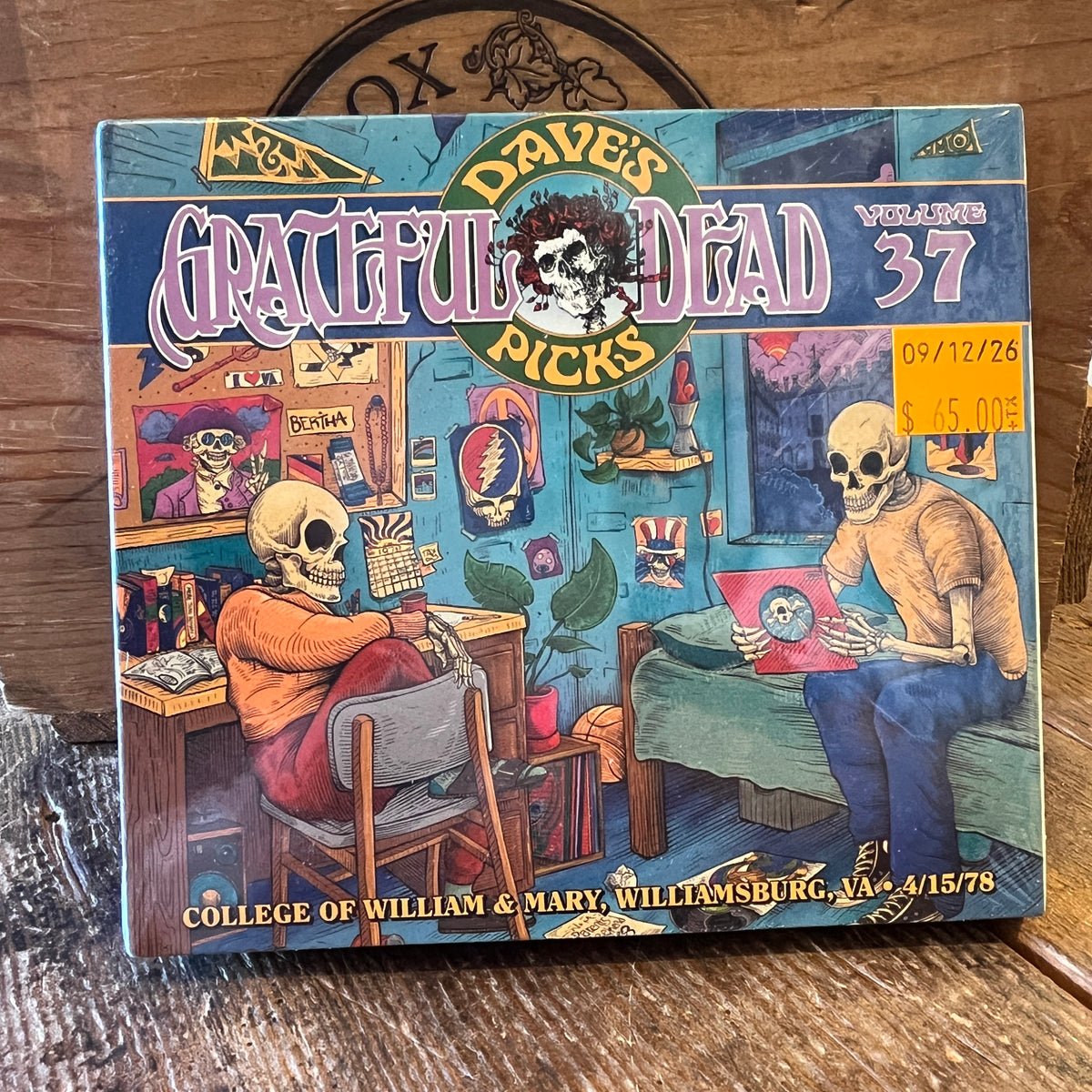 Used CD: Grateful Dead "Dave's Picks, Volume 37 (College Of William & Mary, Williamsburg, VA 4/15/78)" 3xCD Set (2021 Press - Sealed)