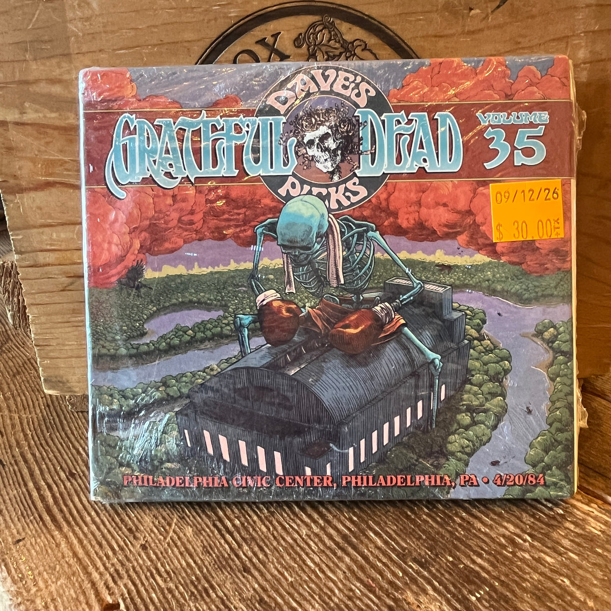 Used CD: Grateful Dead "Dave's Picks, Volume 35 (Philadelphia Civic Center, Philadelphia, PA 4/20/84)" 3xCD Set (2020 Press - Sealed)
