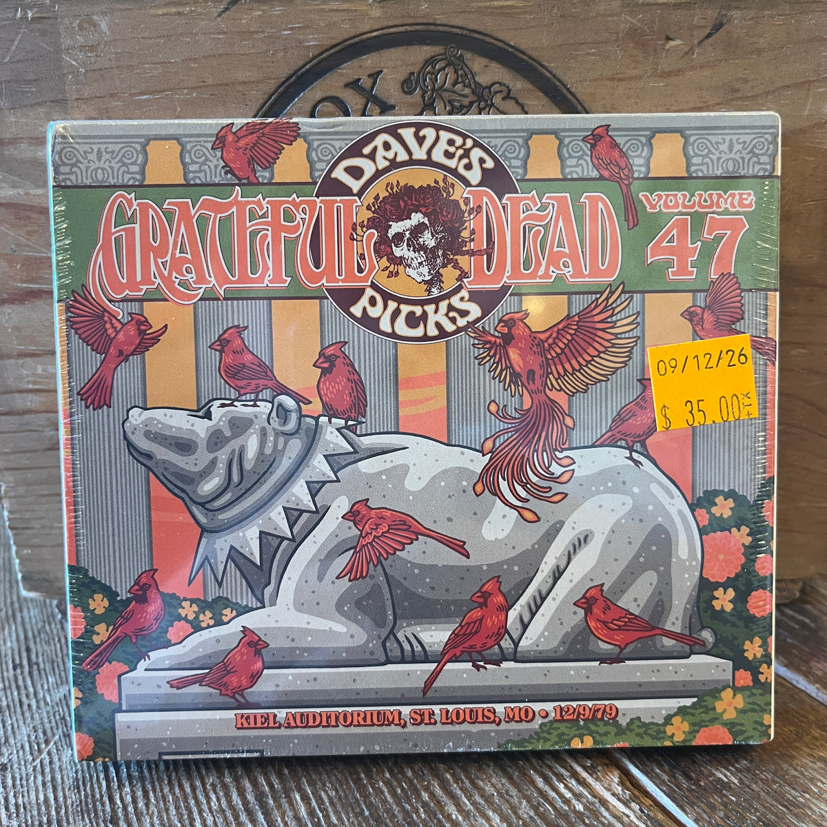 Used CD: Grateful Dead " Dave's Picks, Volume 47 (Kiel Auditorium, St. Louis, MO 12/9/79)" 3xCD Set (2023 Press - Sealed)