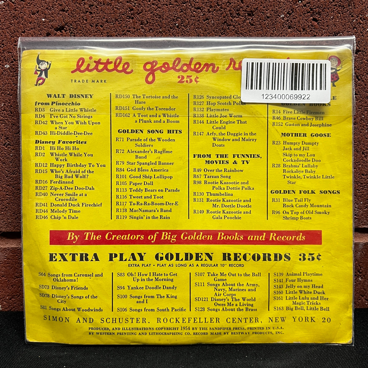 Used Vinyl: Anne Lloyd, The Sandpipers "That's What I Want For Christmas" 6" (Yellow vinyl)