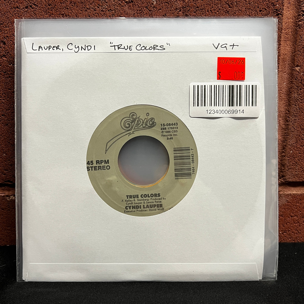Used Vinyl: Cyndi Lauper "True Colors" 7"