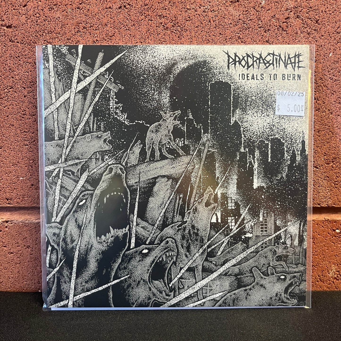 Used Vinyl: Procrastinate "Ideals To Burn" 7"