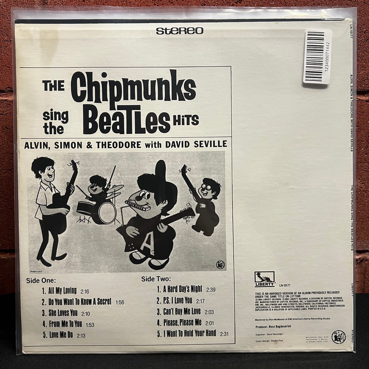 Used Vinyl: The Chipmunks w/Dave Seville "Chipmunks Sing The Beatles Hits" LP