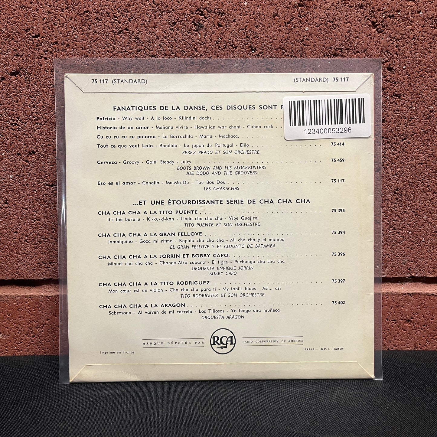 Used Vinyl: Les Chakachas "Eso Es El Amor" 7" (French pressing)