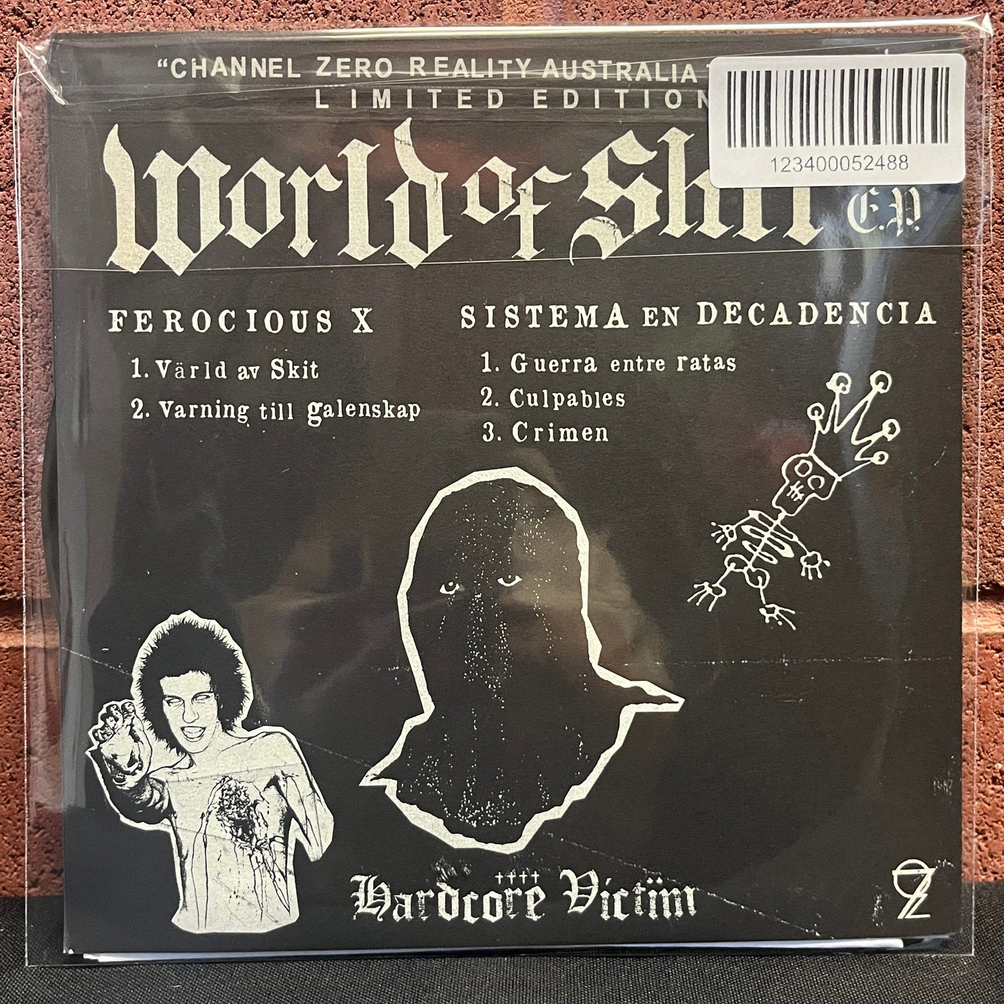 Used Vinyl: Ferocious X / Sistema En Decadencia "Värld Av Skit E.P." 7"