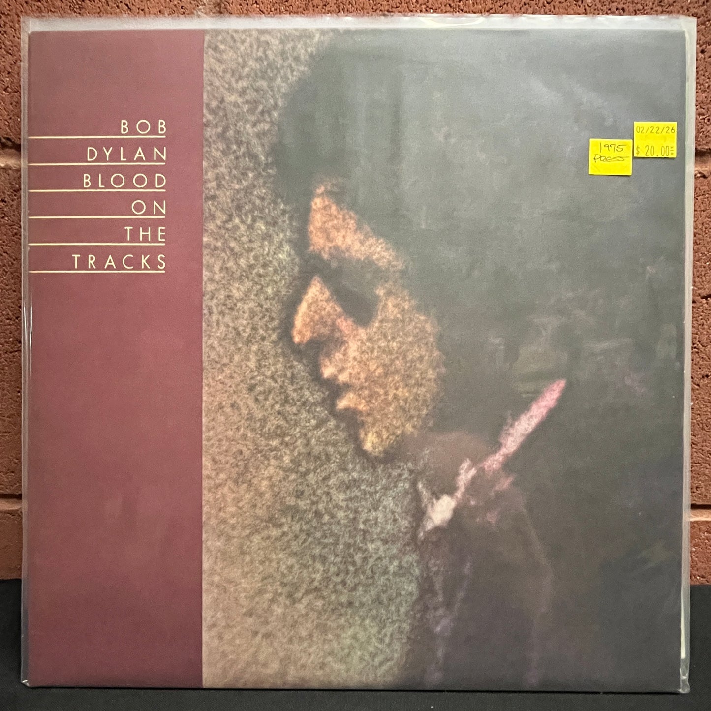 Used Vinyl: Bob Dylan ‎"Blood On The Tracks" LP (1975 Press - Black Back Text)