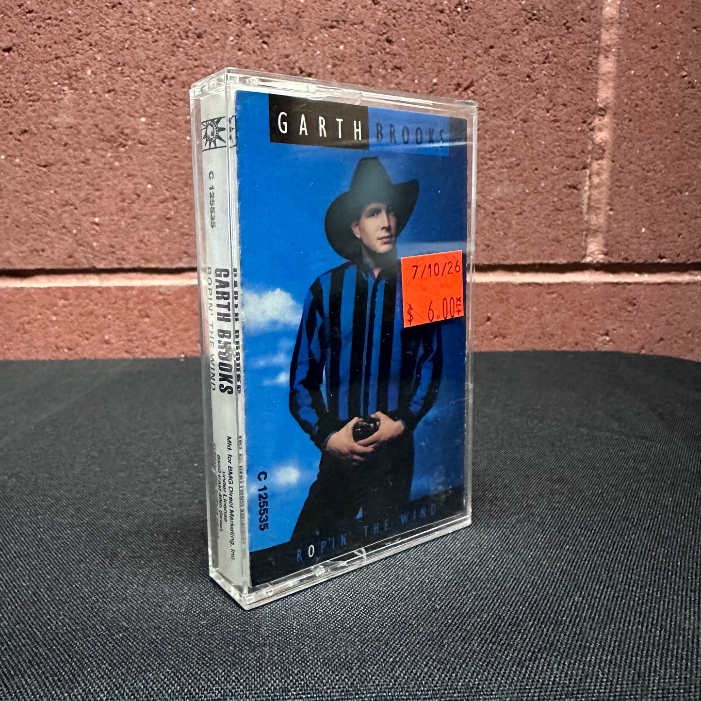 Used Cassette: Garth Brooks "Ropin' The Wind" Tape (1981 US BMG Club edition)