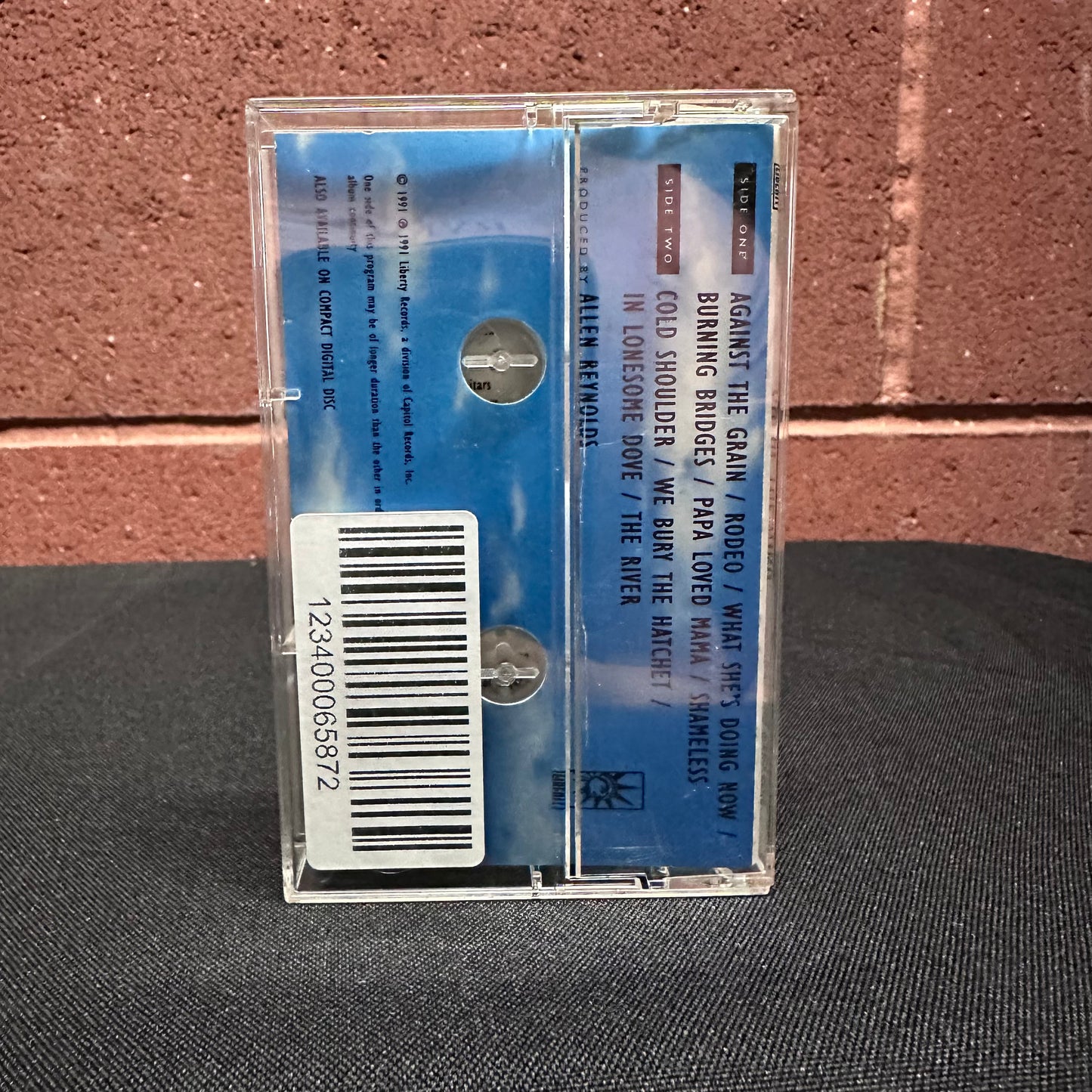 Used Cassette: Garth Brooks "Ropin' The Wind" Tape (1981 US BMG Club edition)
