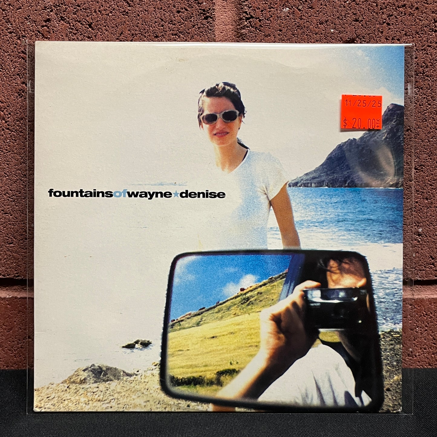 Used Vinyl: Fountains Of Wayne "Denise / I Know You Well" 7" (UK Press)