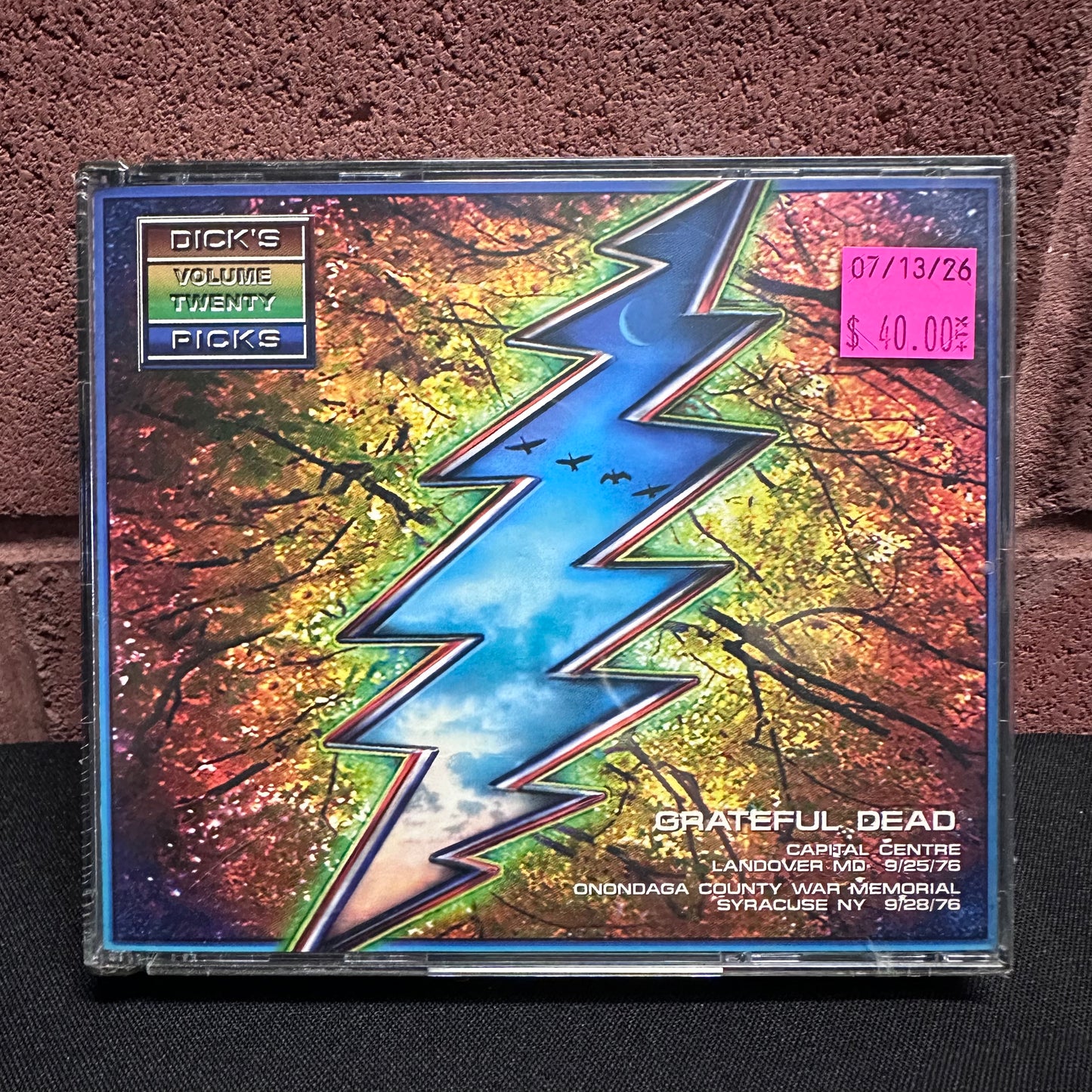 Used CD: The Grateful Dead "Dick's Picks Volume 20: Capital Centre, Landover, MD - 9/25/76 / Onondaga County War Memorial, Syracuse, NY - 9/28/76" 4xCD (Sealed)
