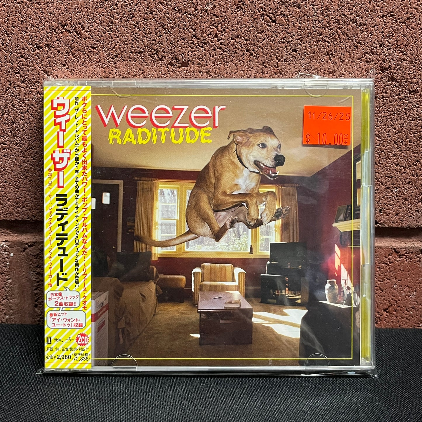 Used CD: Weezer "Raditude" CD (2009 Japanese Press w/ Bonus Track)
