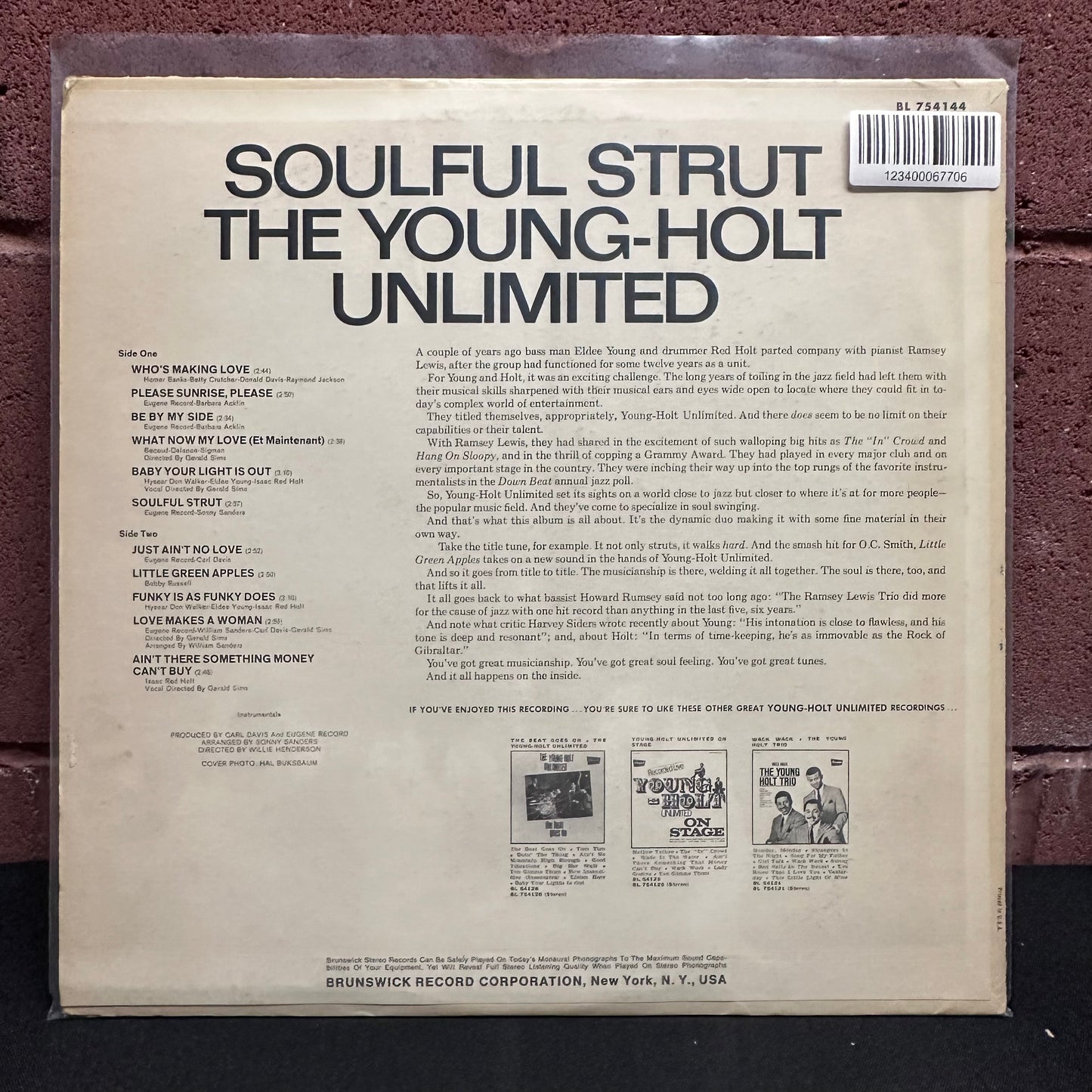 Used Vinyl: The Young-Holt Unlimited "Soulful Strut" LP (1968 Press)