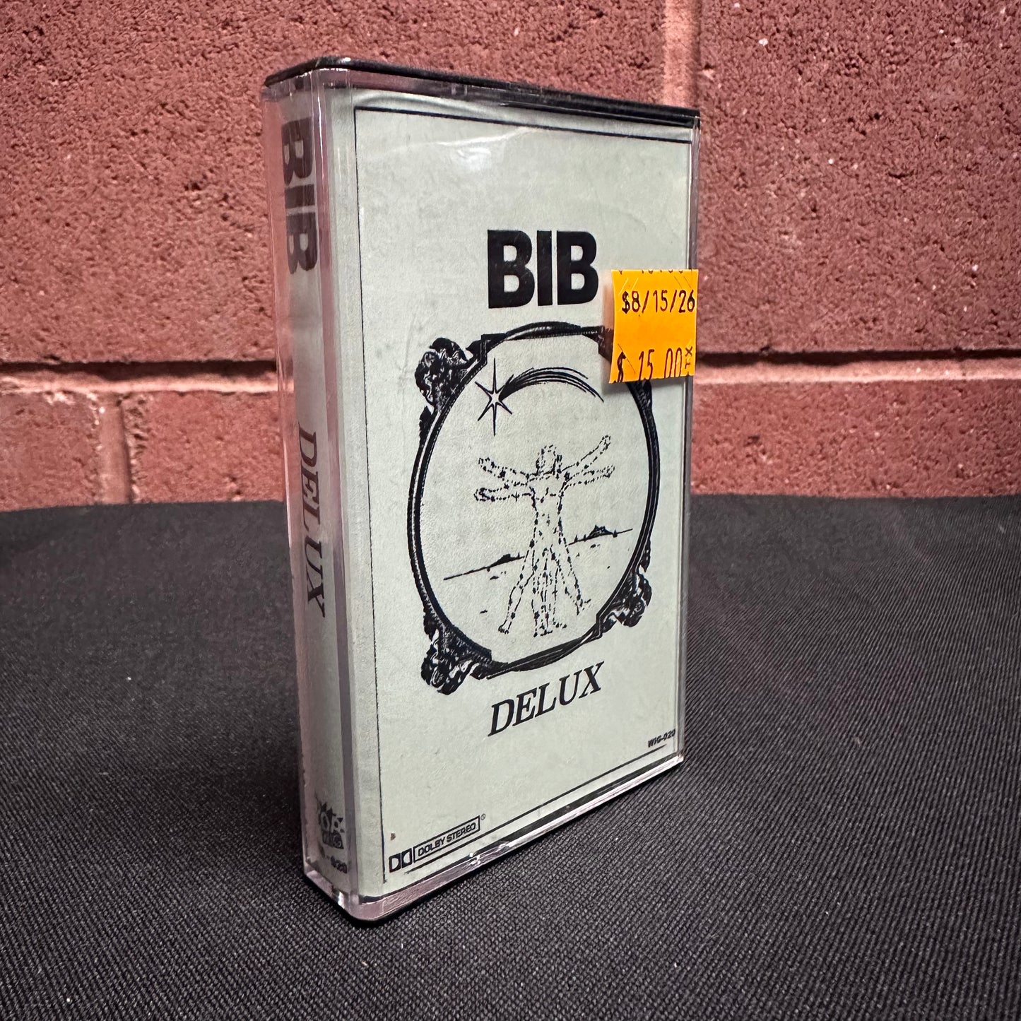 Used Cassette: BIB "Delux" Tape