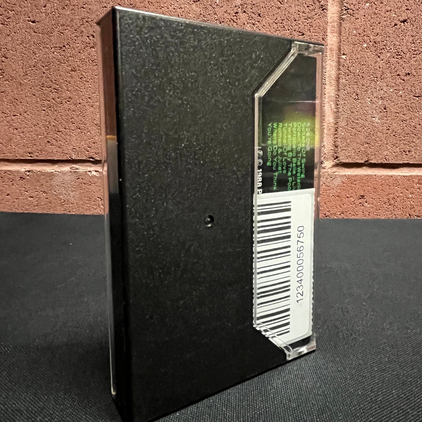 Used Cassette: Dire Straits "Money For Nothing" Tape