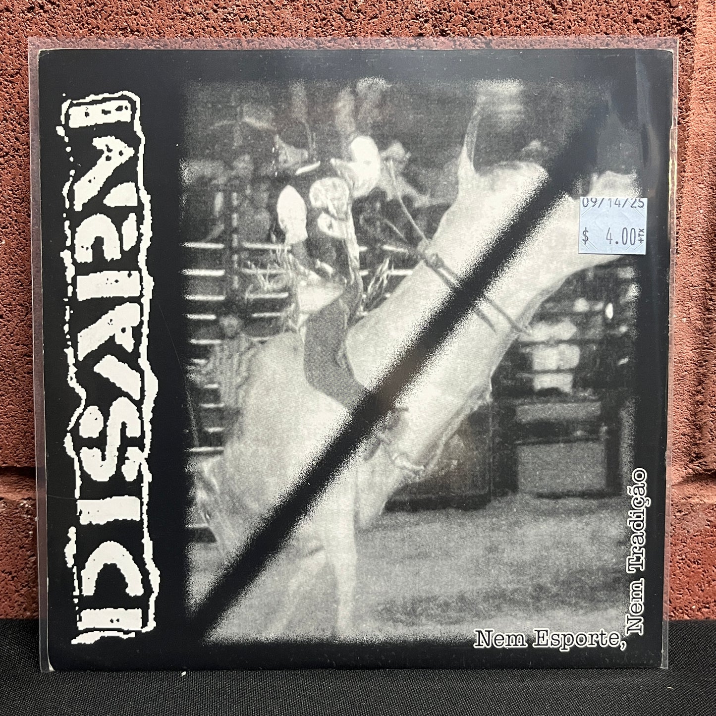 Used Vinyl: Subcut "Nem Esporte, Nem Tradicao" 7"