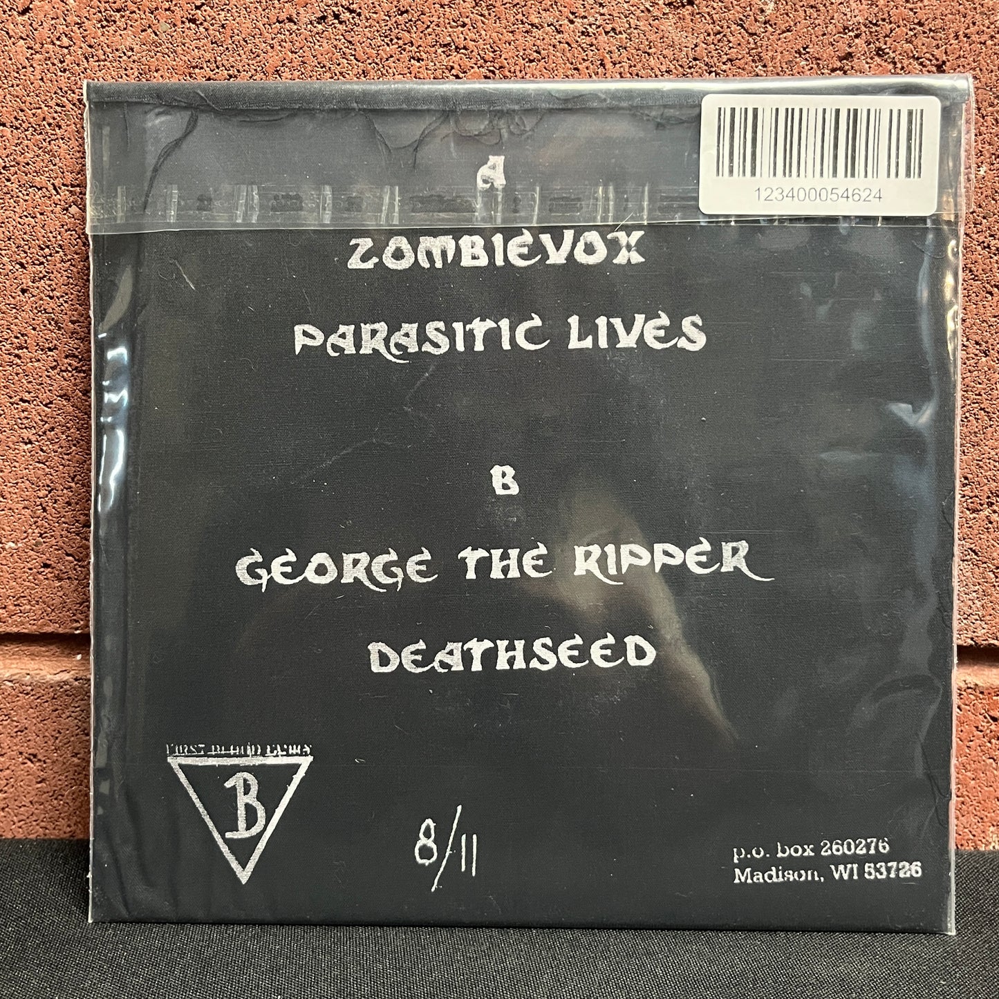 Used Vinyl: Discider "Drinking To Forget The Future" 7" (Cloth Sleeve - Clear Vinyl)