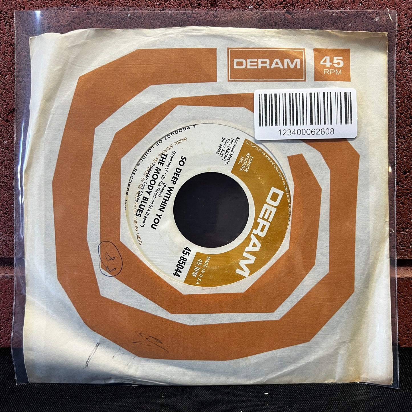 Used Vinyl: Moody Blues "Never Comes The Day / So Deep Within You" 7"