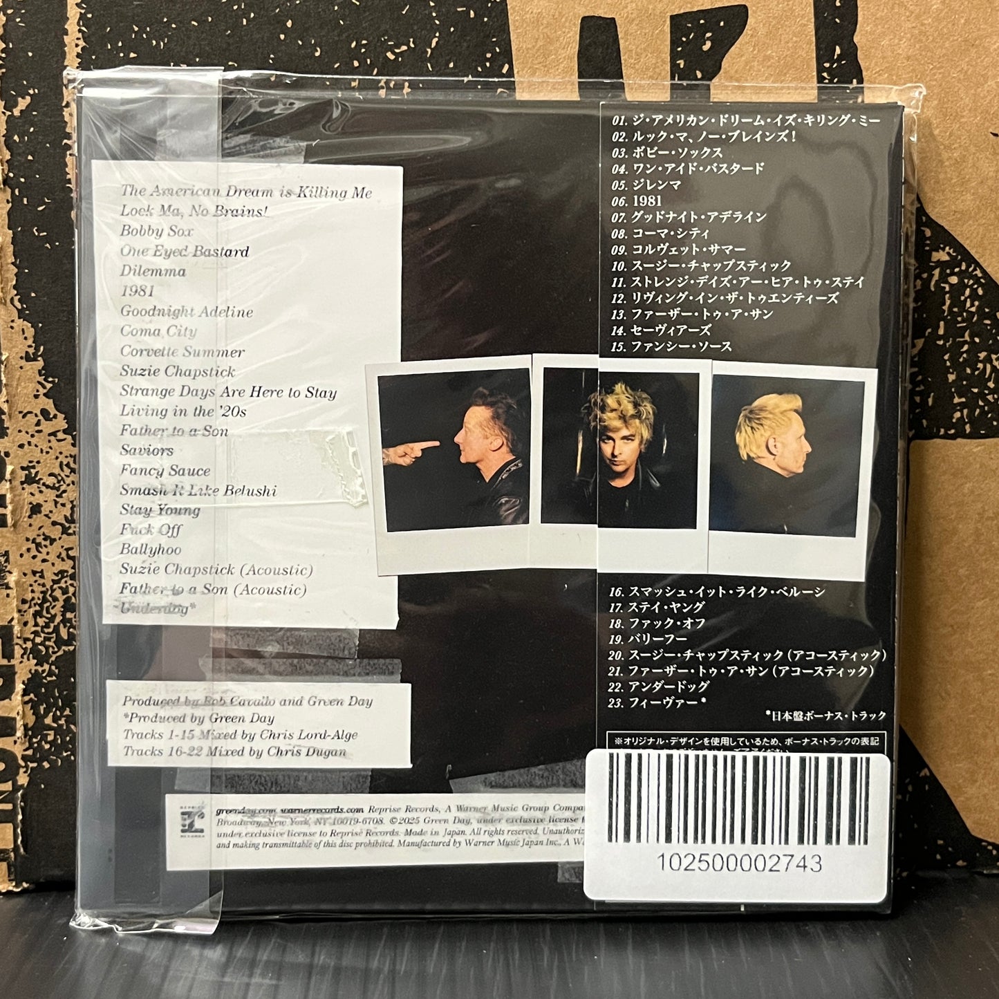 Used CD: Green Day "Saviors (Edition De Luxe)" CD (2025 Japanese Press w/ Bonus Track)