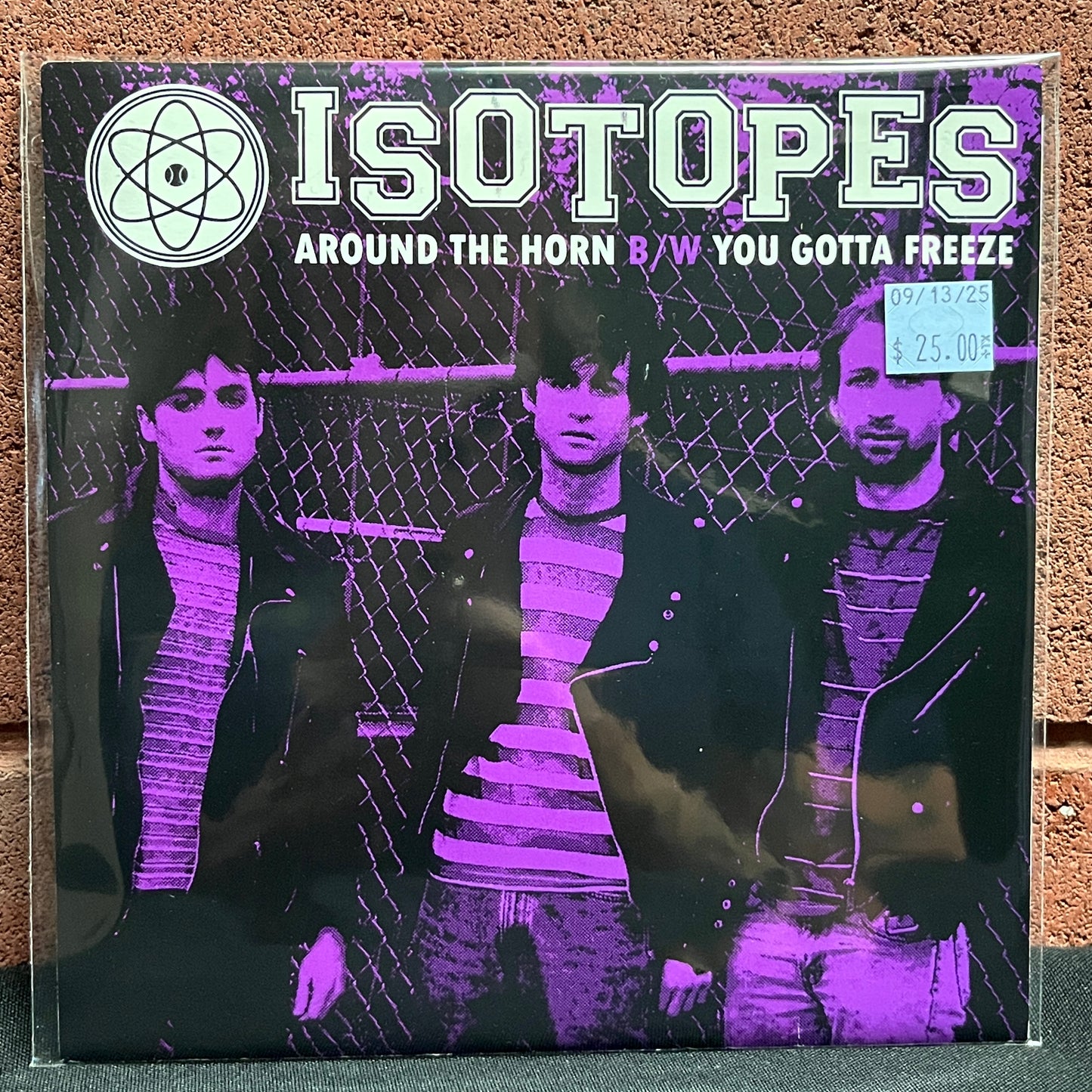 Used Vinyl: Isotopes "Around the Horn" 7"