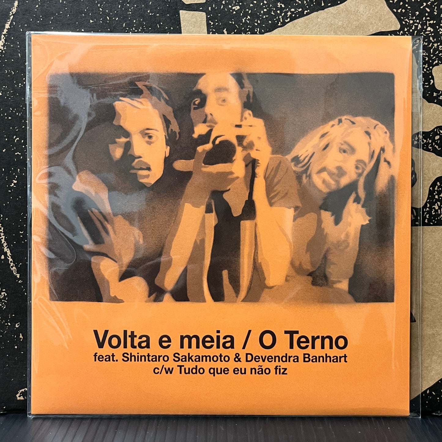 Used Vinyl: O Terno Feat. Shintaro Sakamoto & Devendra Banhart "Volta E Meia" 7" (2019 Japanese Press)