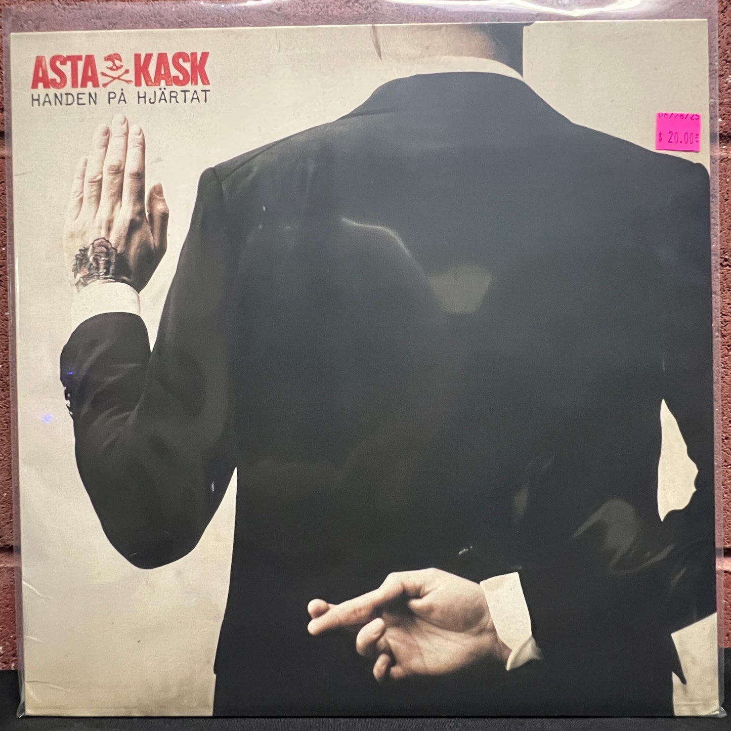 Used Vinyl: Asta Kask "Handen Pa Hjartat" LP