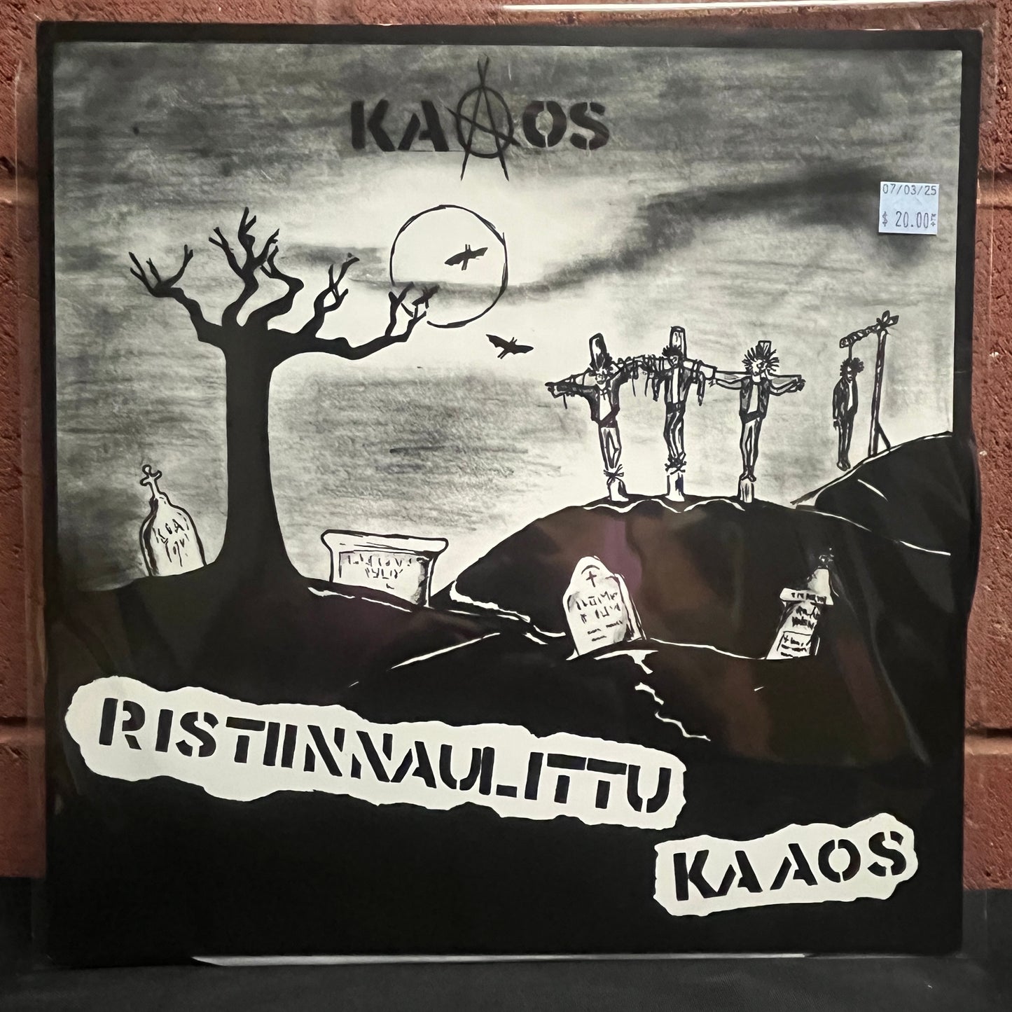 Used Vinyl: Kaaos "Ristiinnaulittu Kaaos" LP