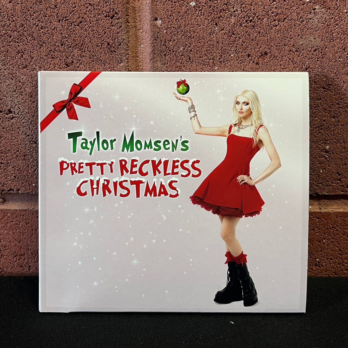 Used CD: The Pretty Reckless "Taylor Momsen's Pretty Reckless Christmas" CD
