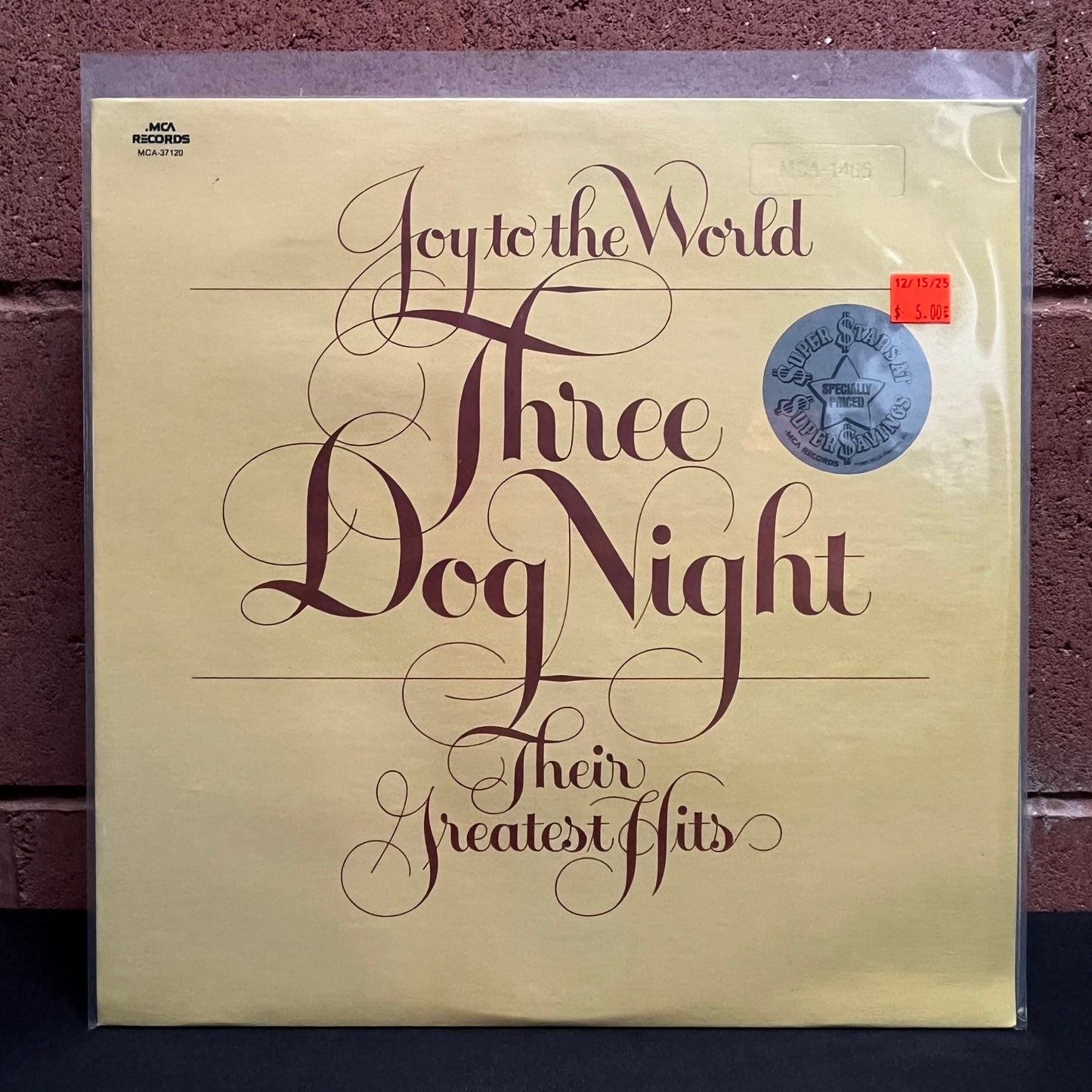Used Vinyl: Three Dog Night "Joy To The World - Their Greatest Hits" LP