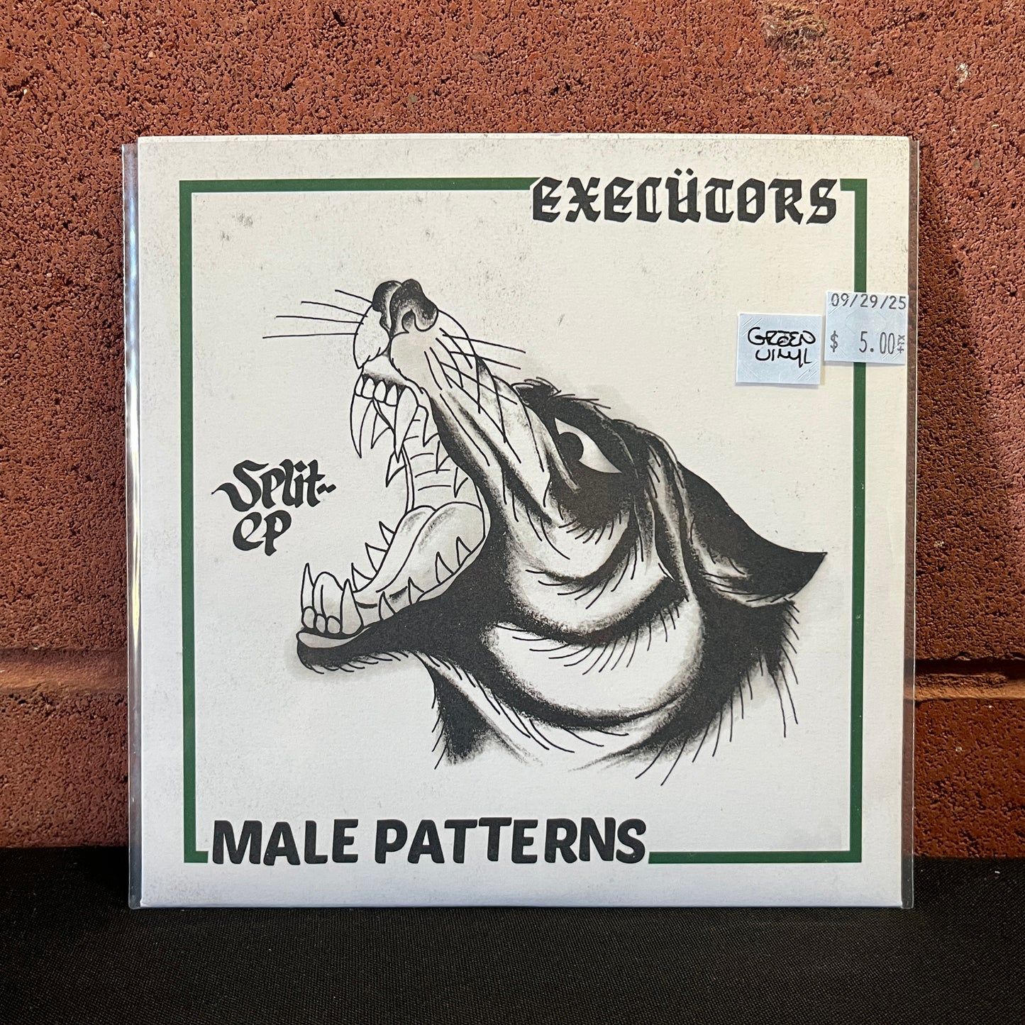 Used Vinyl: Executors / Male Patterns "Split" 7" (Green Vinyl)